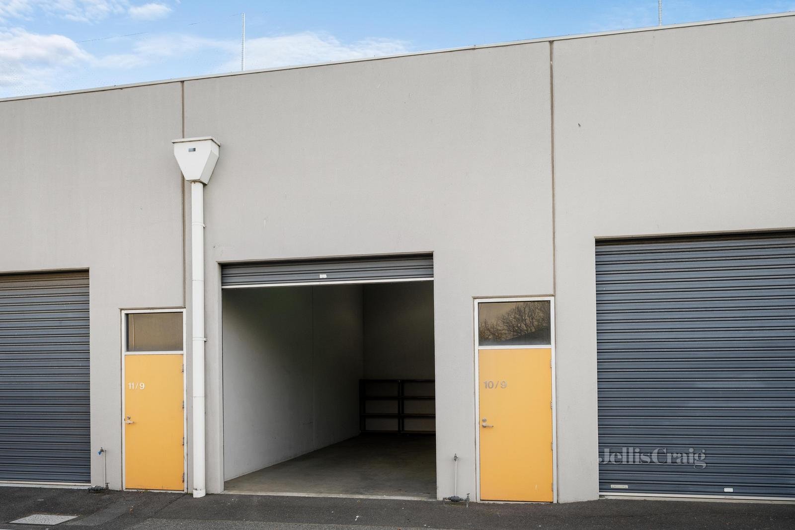 10/9 Rocklea Drive, Port Melbourne image 1