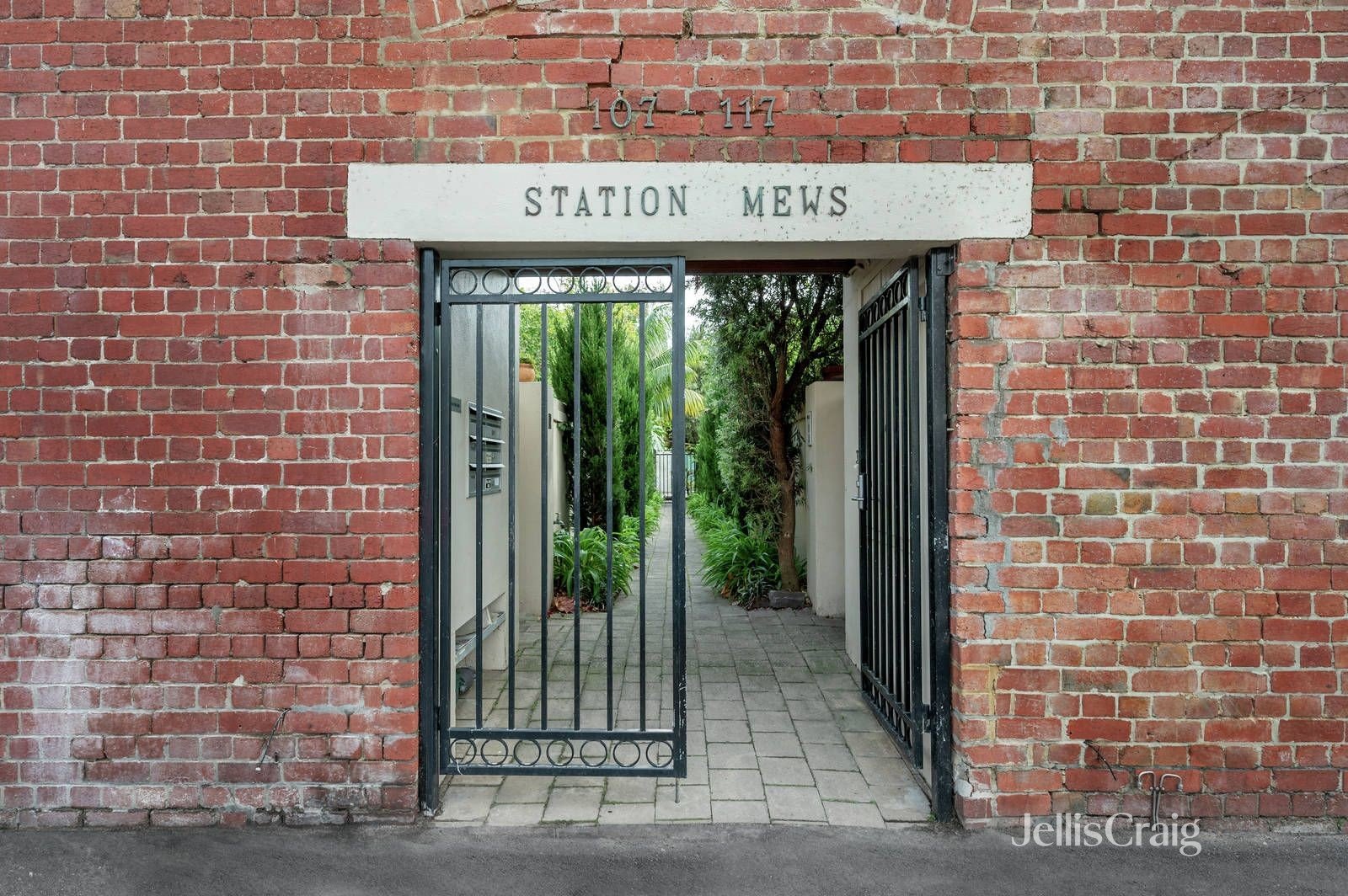 109 Station Street, Carlton image 9