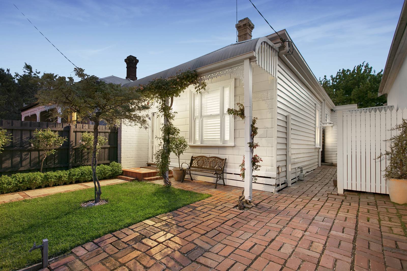 Property Gallery - Main Image