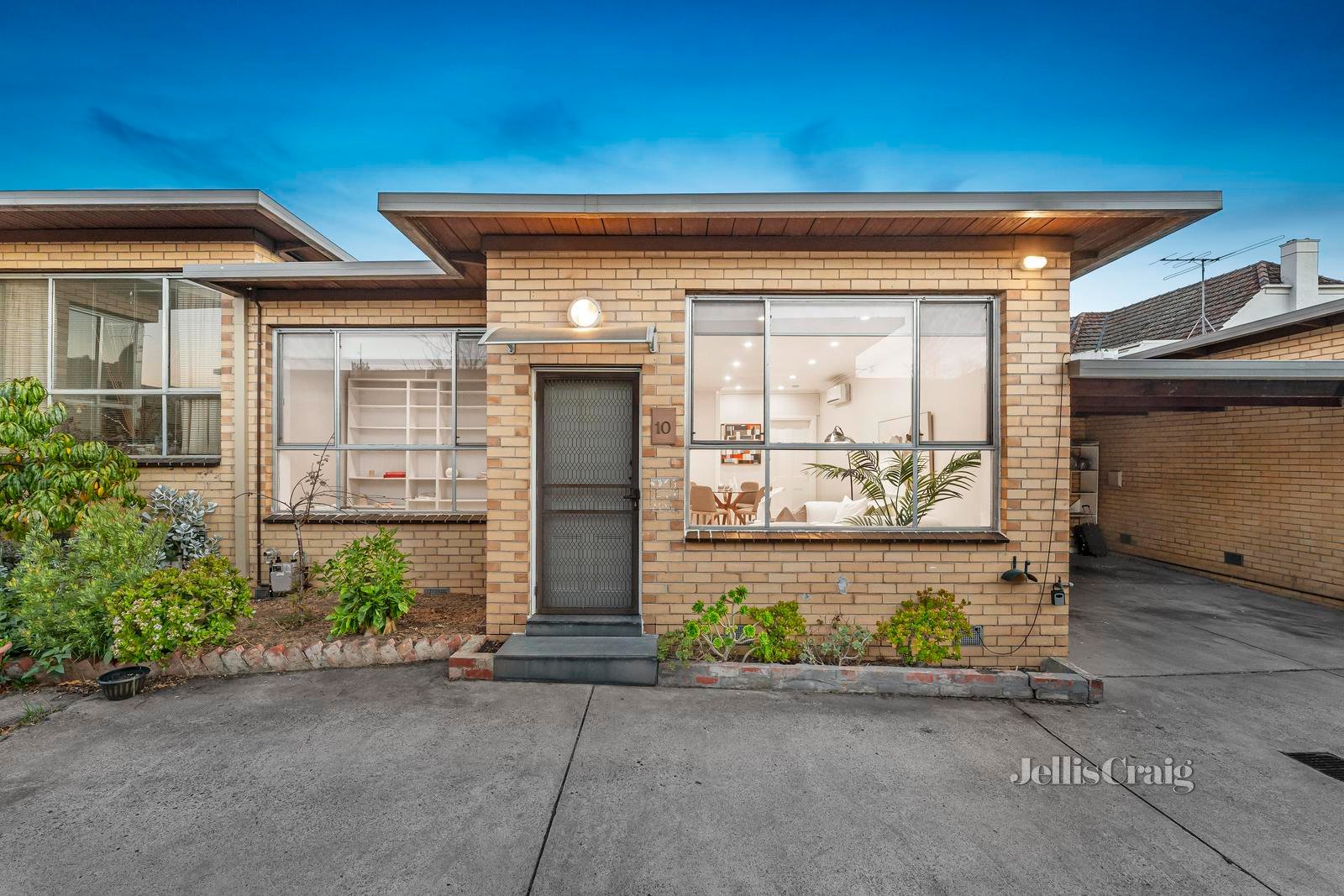 10/906-906A Glenferrie Road, Kew image 1