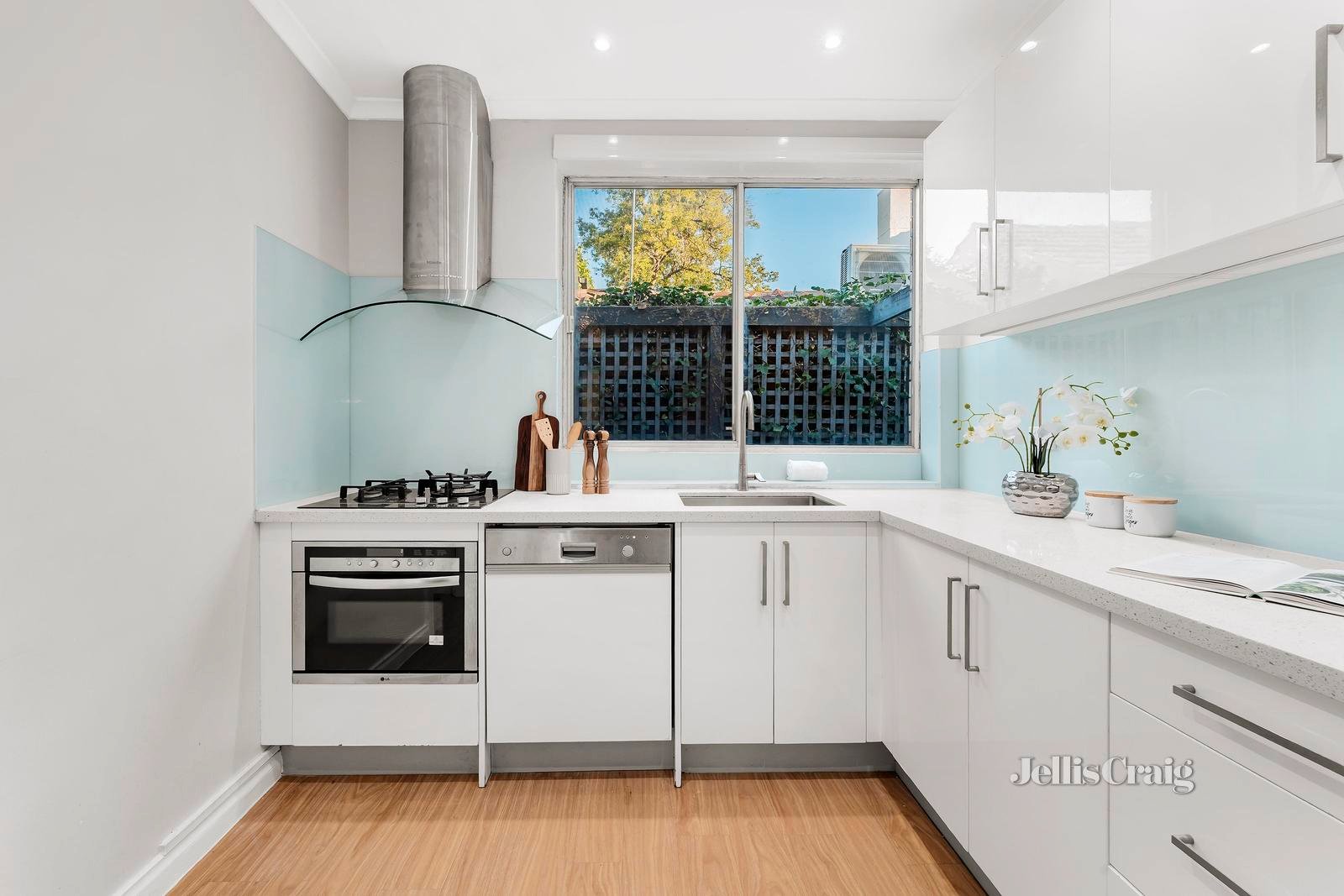 10/906-906A Glenferrie Road, Kew image 6
