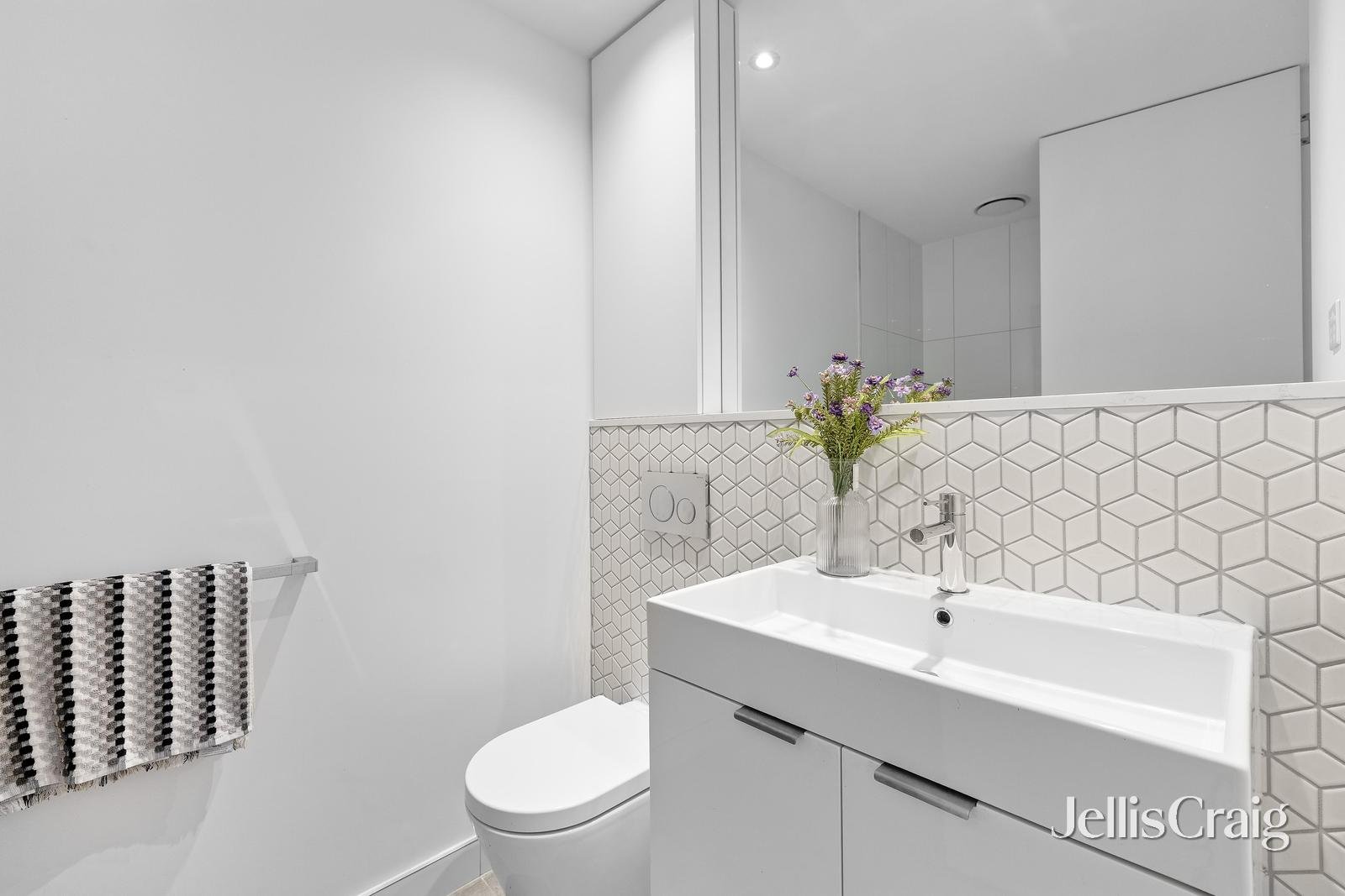 109/1-3 Pettys Lane, Doncaster image 8