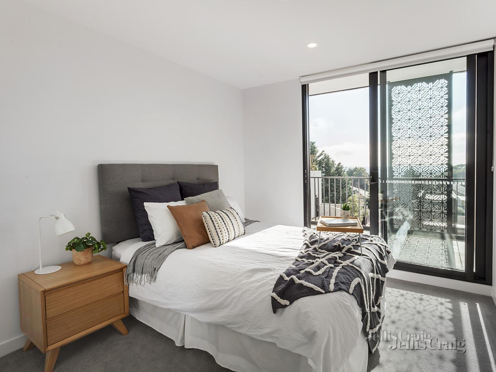 109/1 Red Hill Terrace, Doncaster East image 4