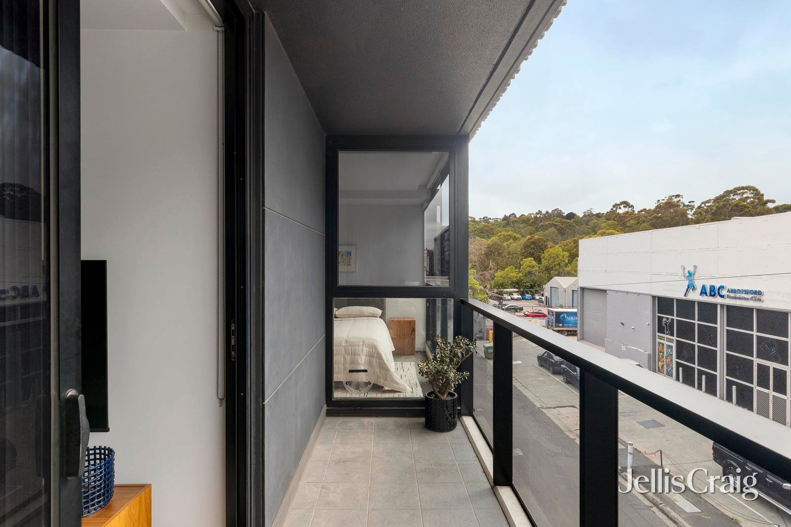109/11 Flockhart Street, Abbotsford image 7