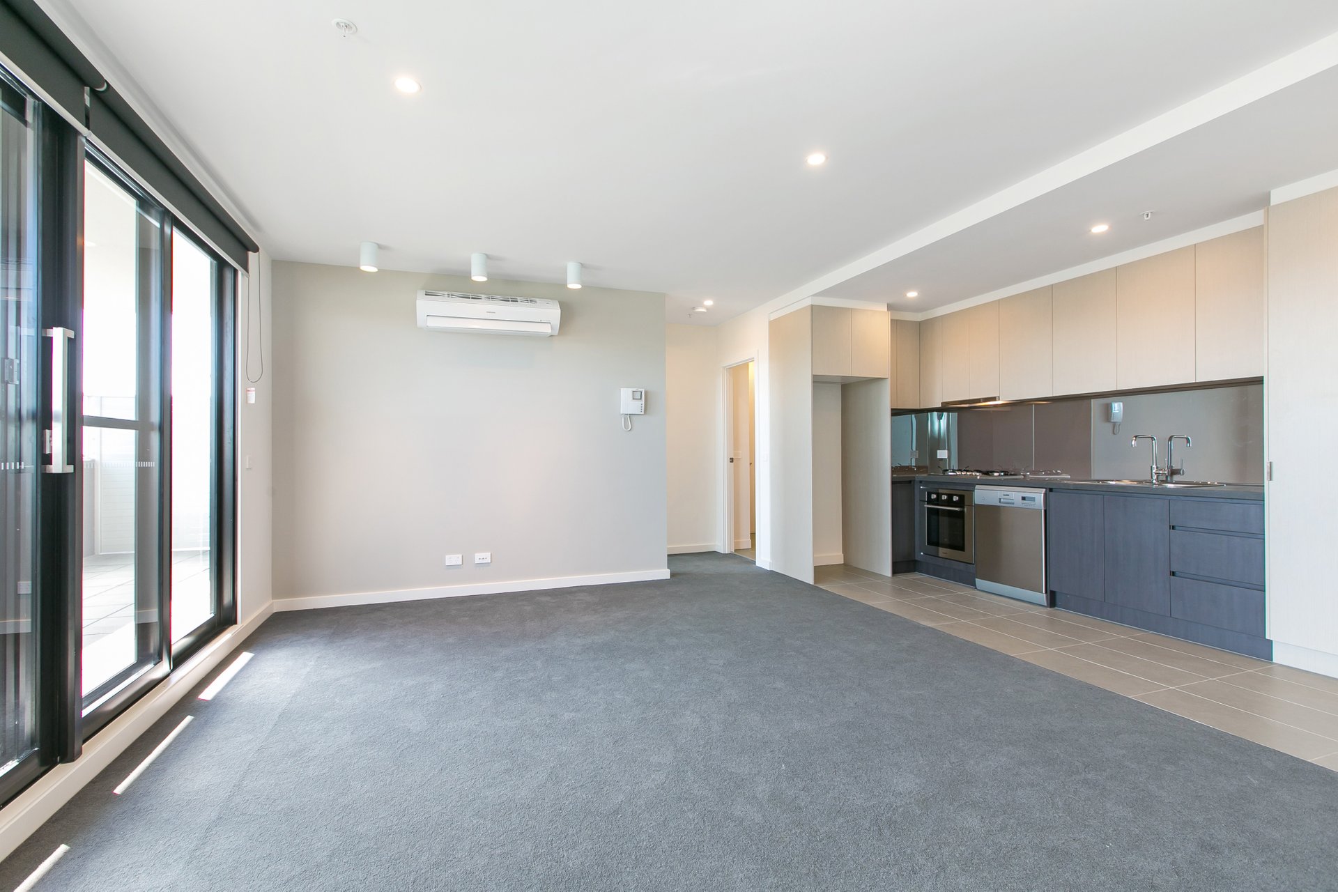 109/144 Collins Street, Mentone image 2