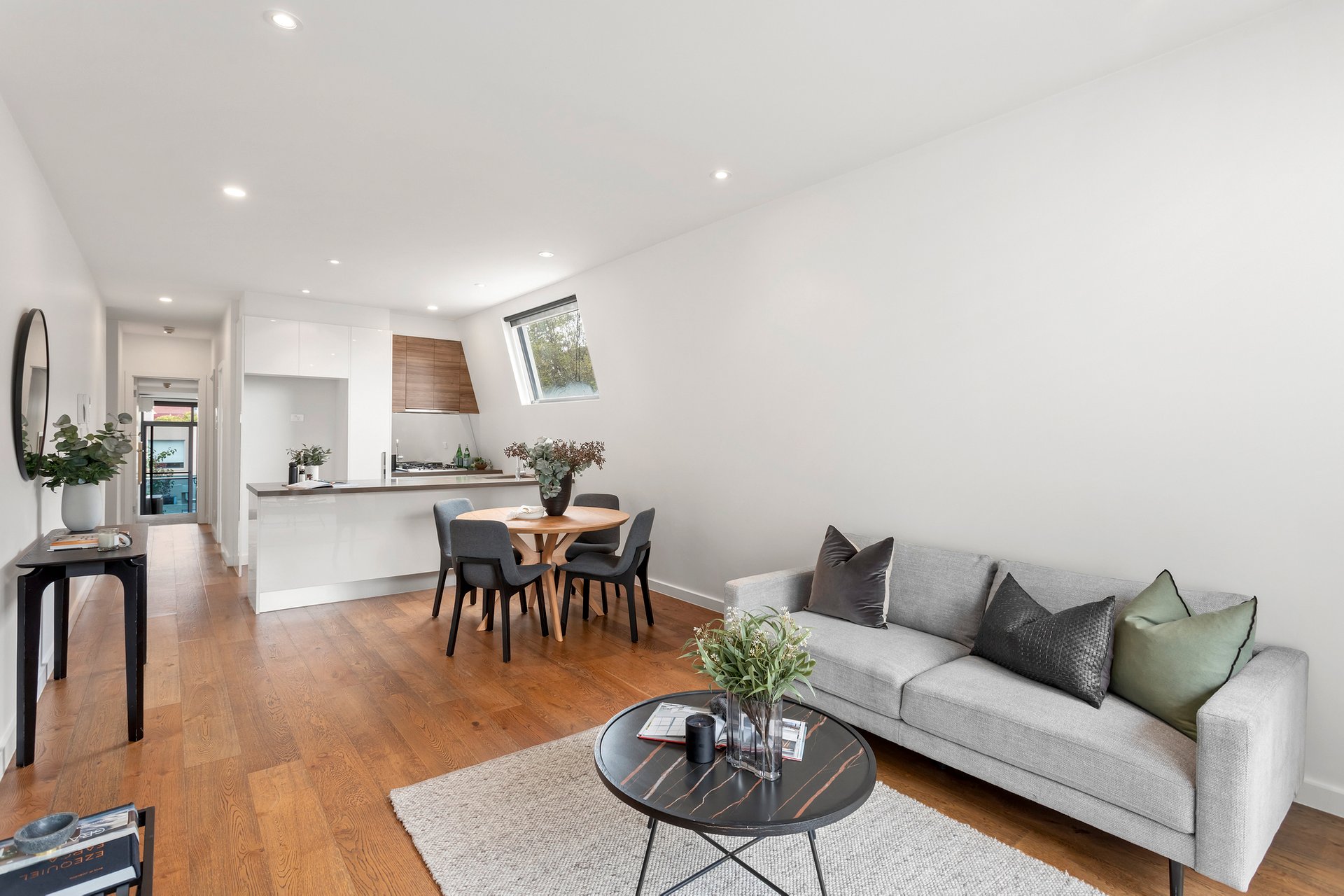 Property Gallery - Main Image
