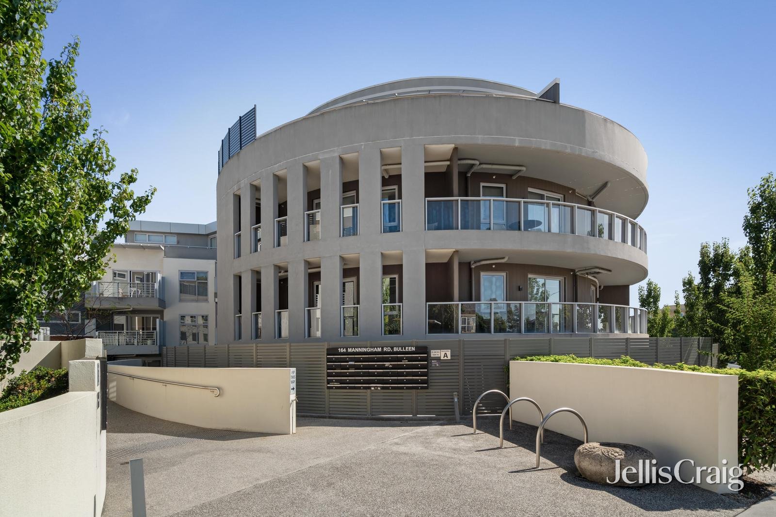 109/164 Manningham Road, Bulleen image 1