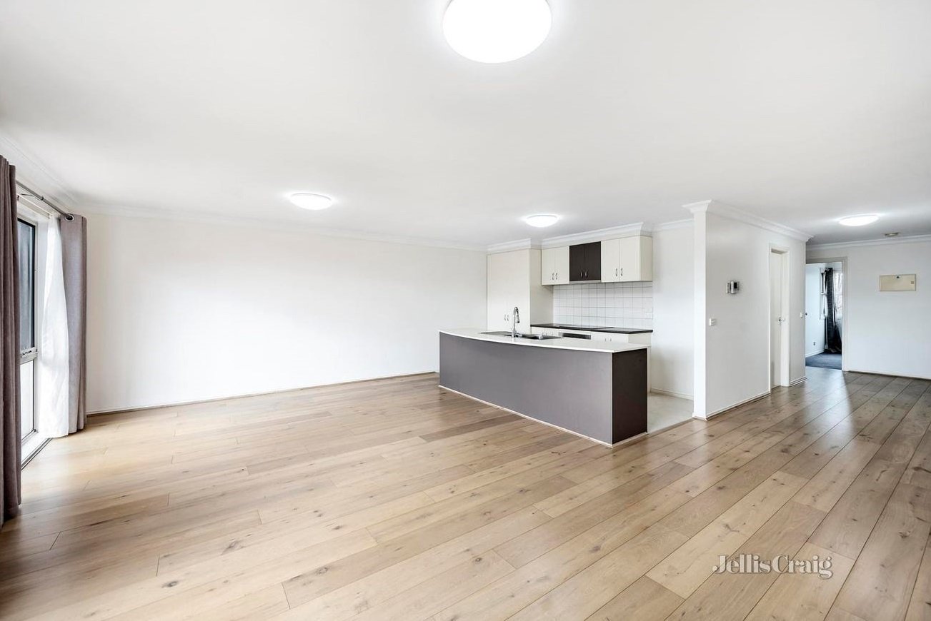 10/919 Doncaster Road, Doncaster&nbsp;East image 2