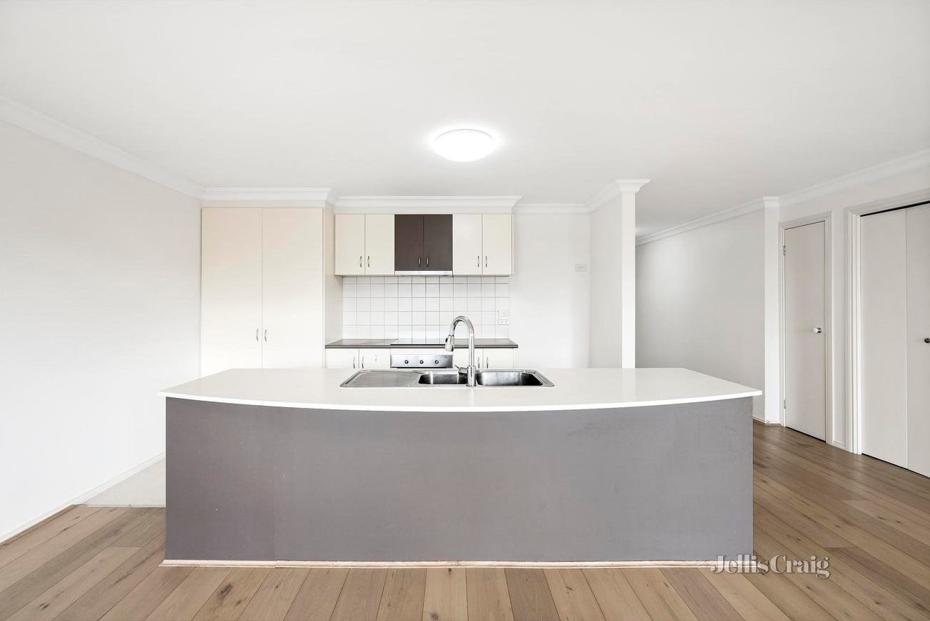 10/919 Doncaster Road, Doncaster&nbsp;East image 3