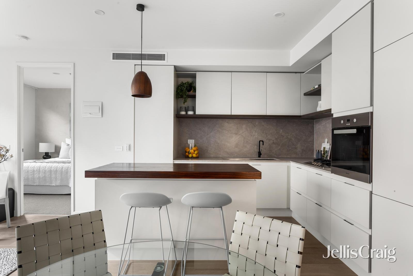 109/26 Warleigh Grove, Brighton image 3