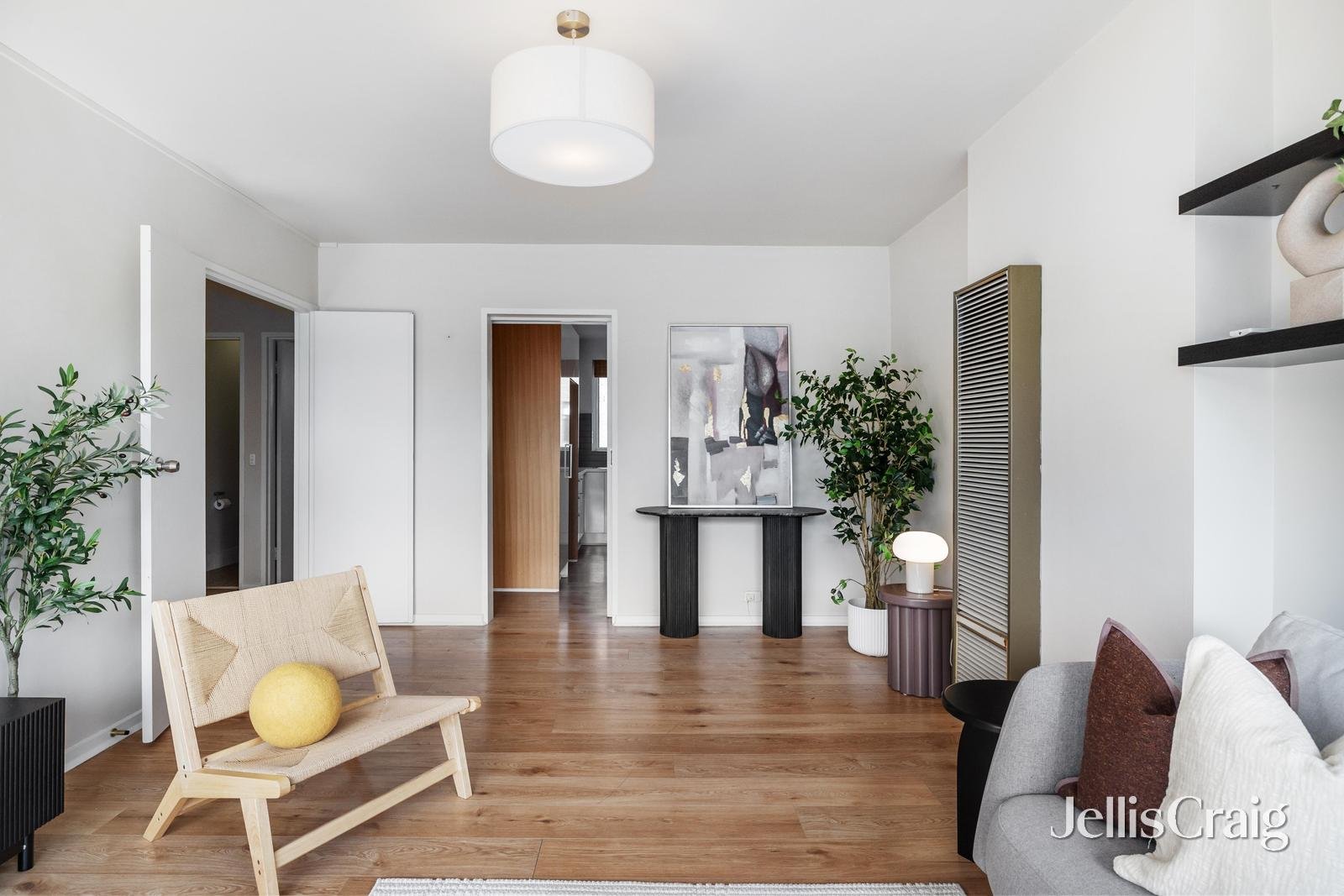 10/94 Liddiard Street, Hawthorn image 2