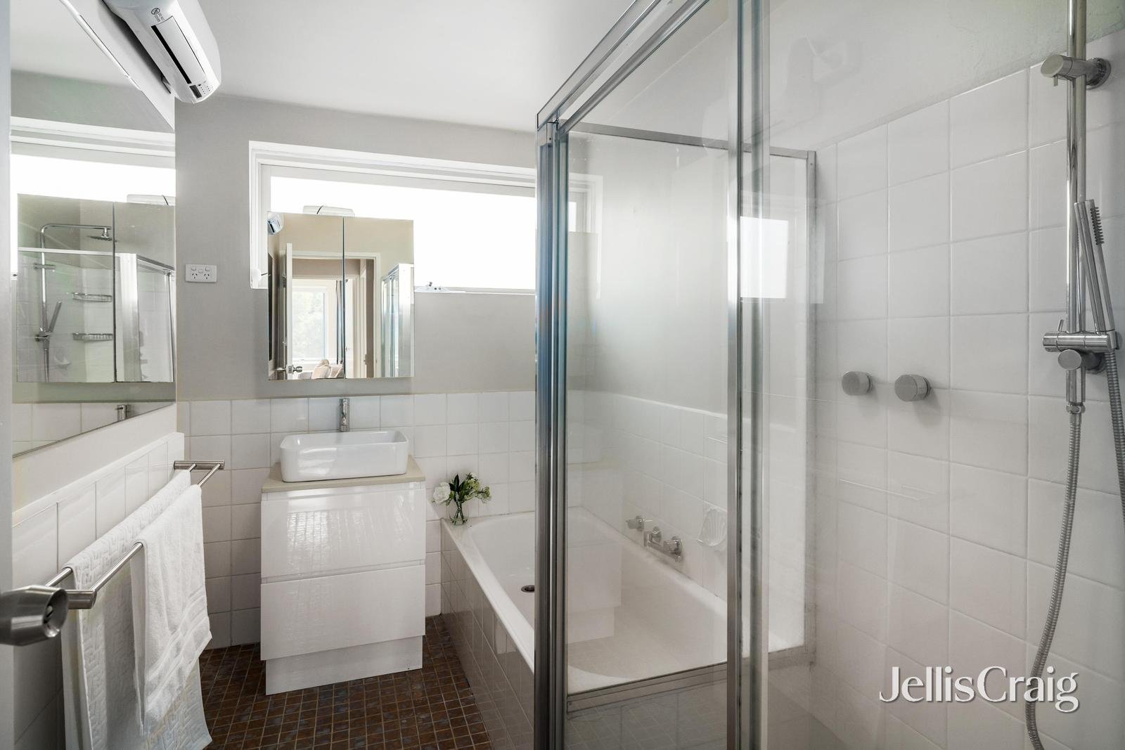 10/94 Liddiard Street, Hawthorn image 9