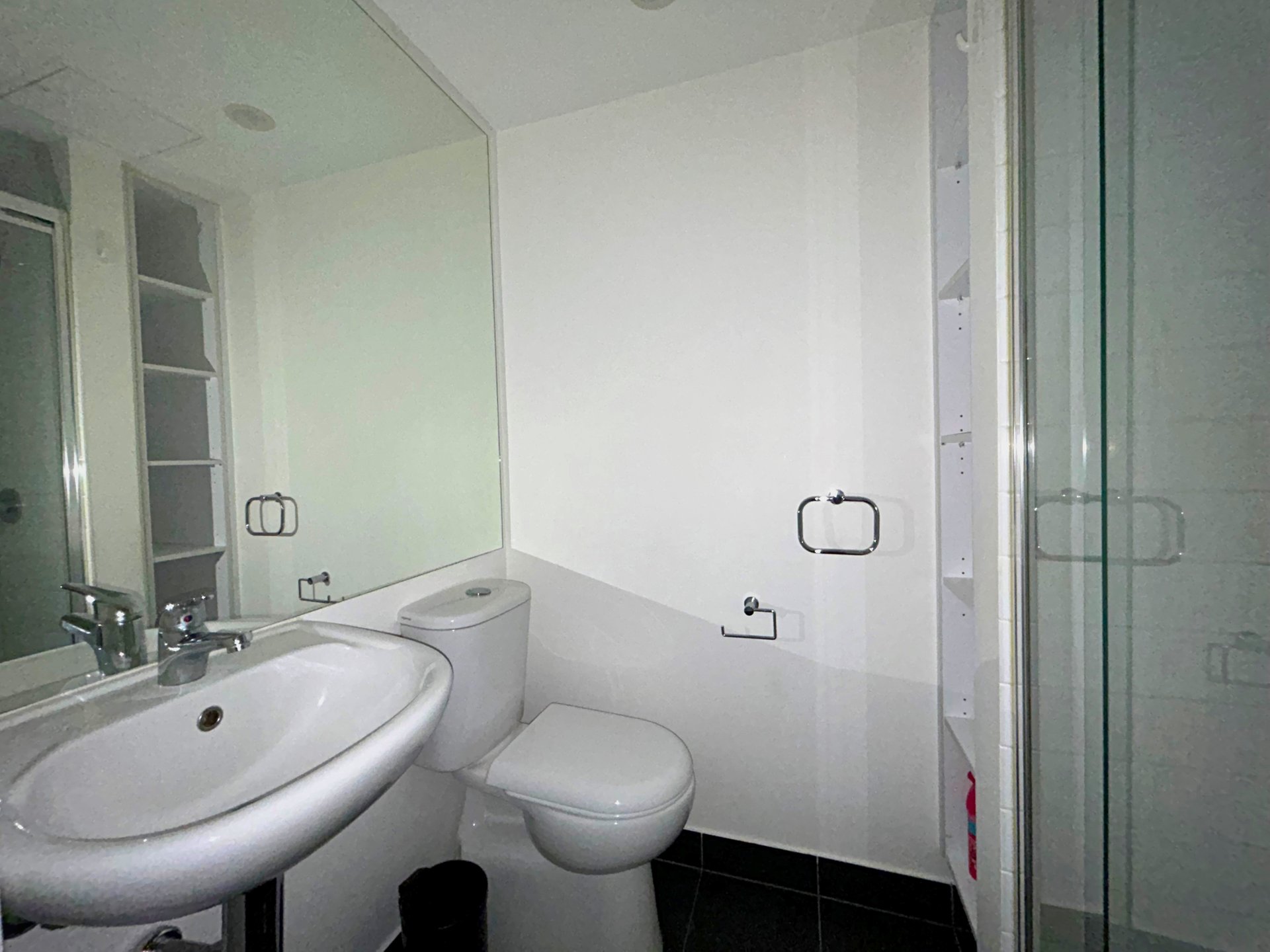 109/484 Elgar Road, Box Hill image 7