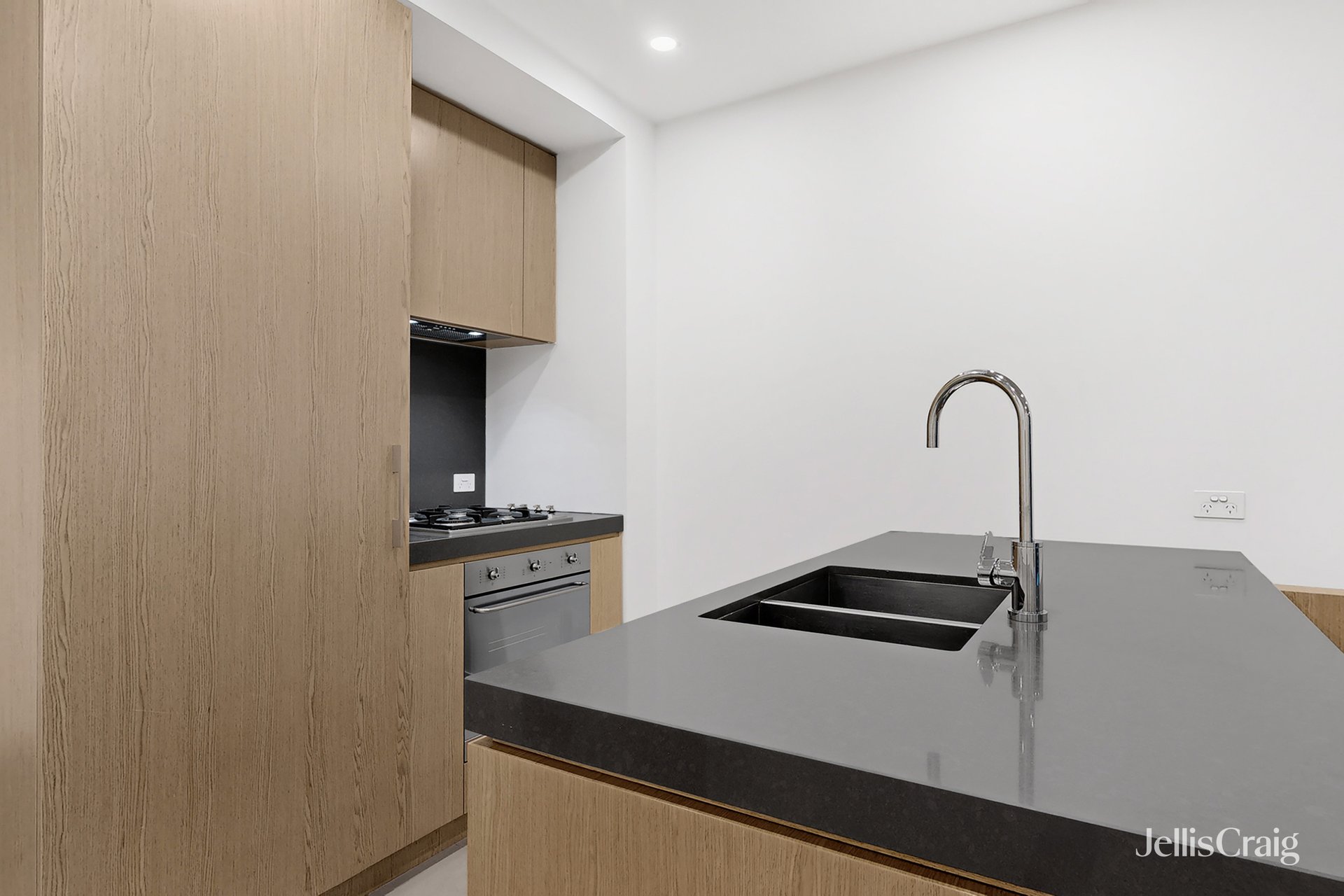 109/89 Roden Street, West&nbsp;Melbourne image 2