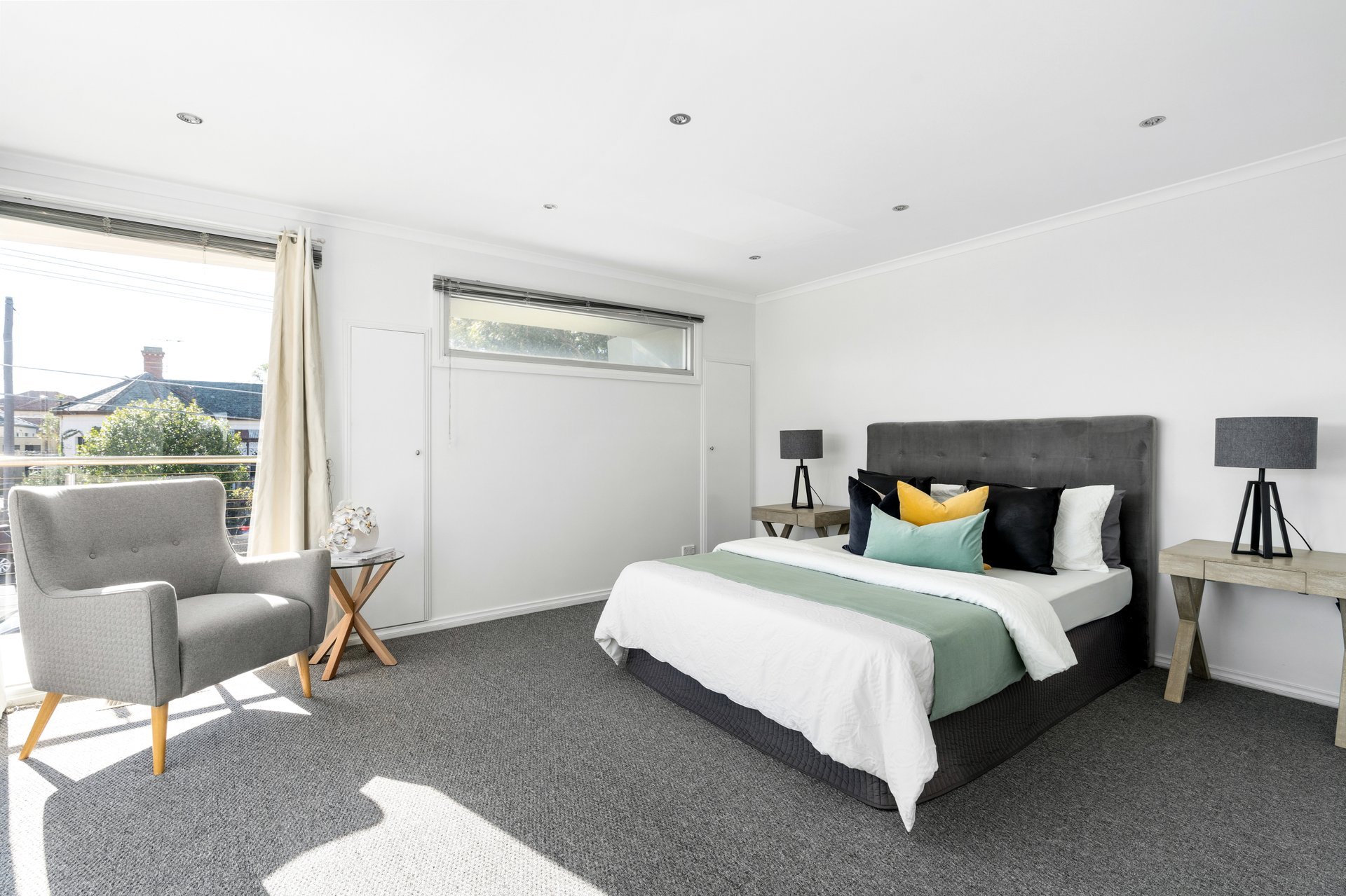 Property Gallery Thumbnail 8