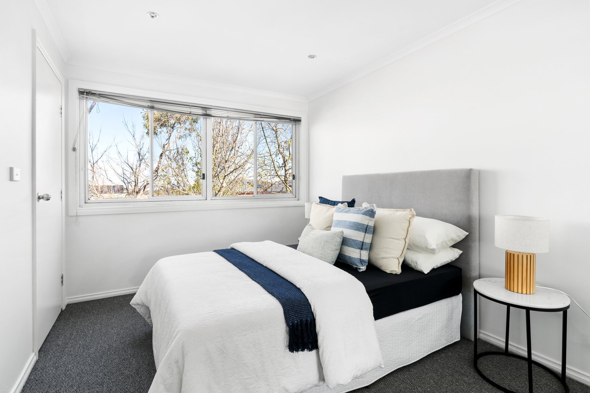 Property Gallery Thumbnail 11