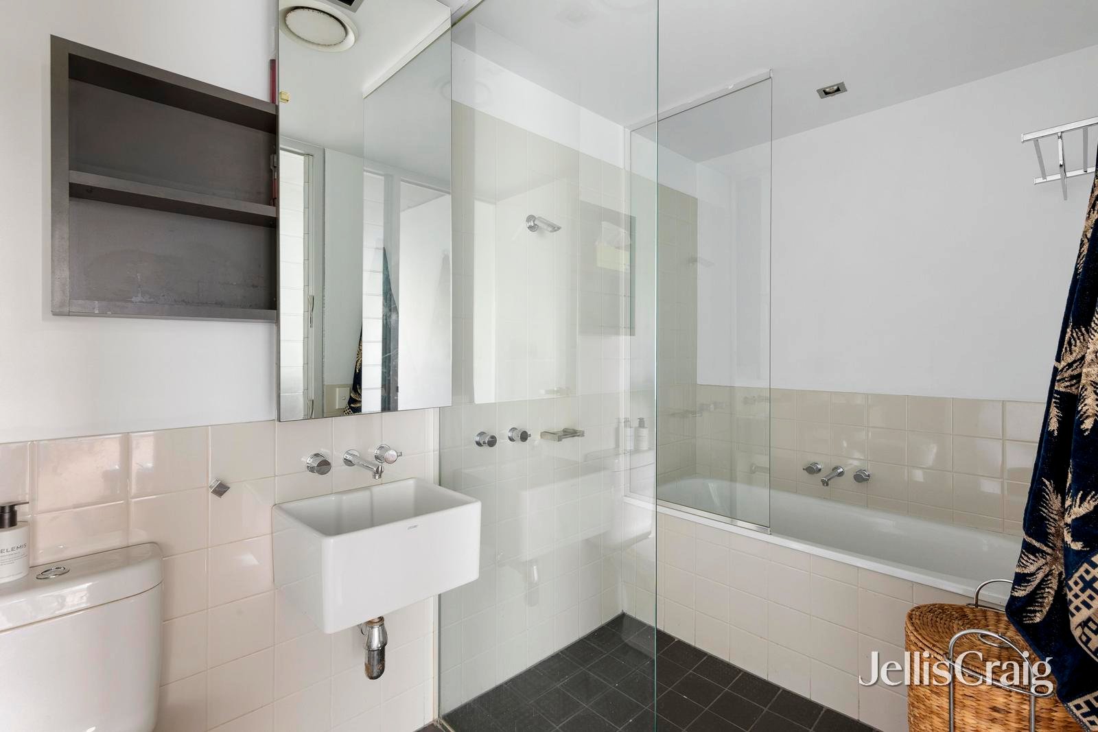 109P/191 Powlett Street, East Melbourne image 5