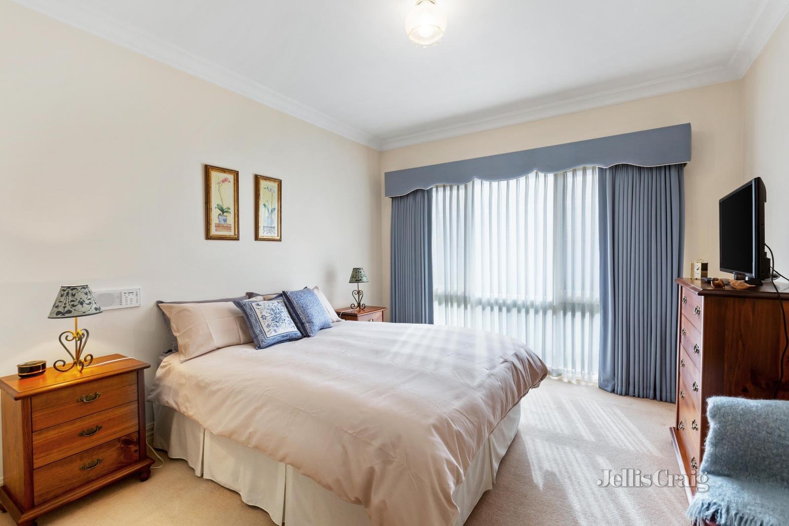 10A Corhampton Road, Balwyn North image 5