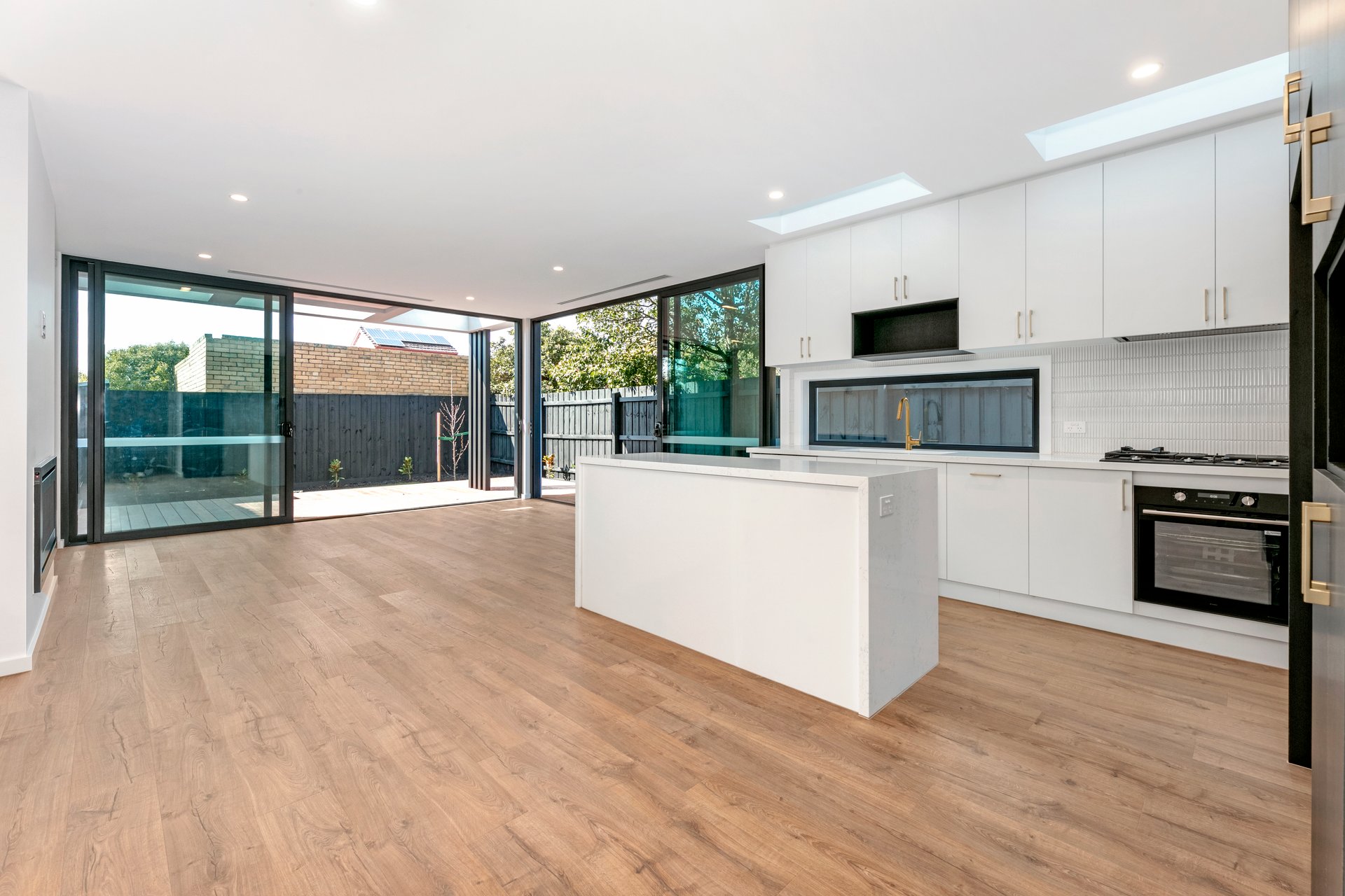 10A Cummins Road Brighton East
