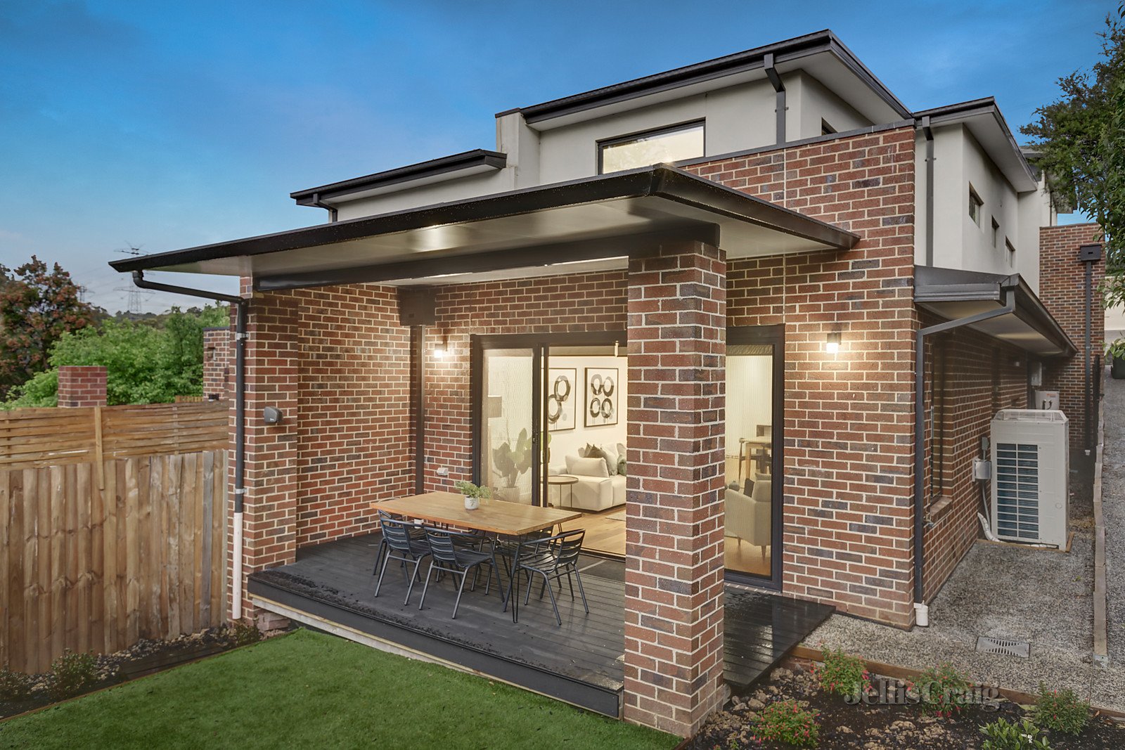 10a Dampier Grove, Mitcham image 10