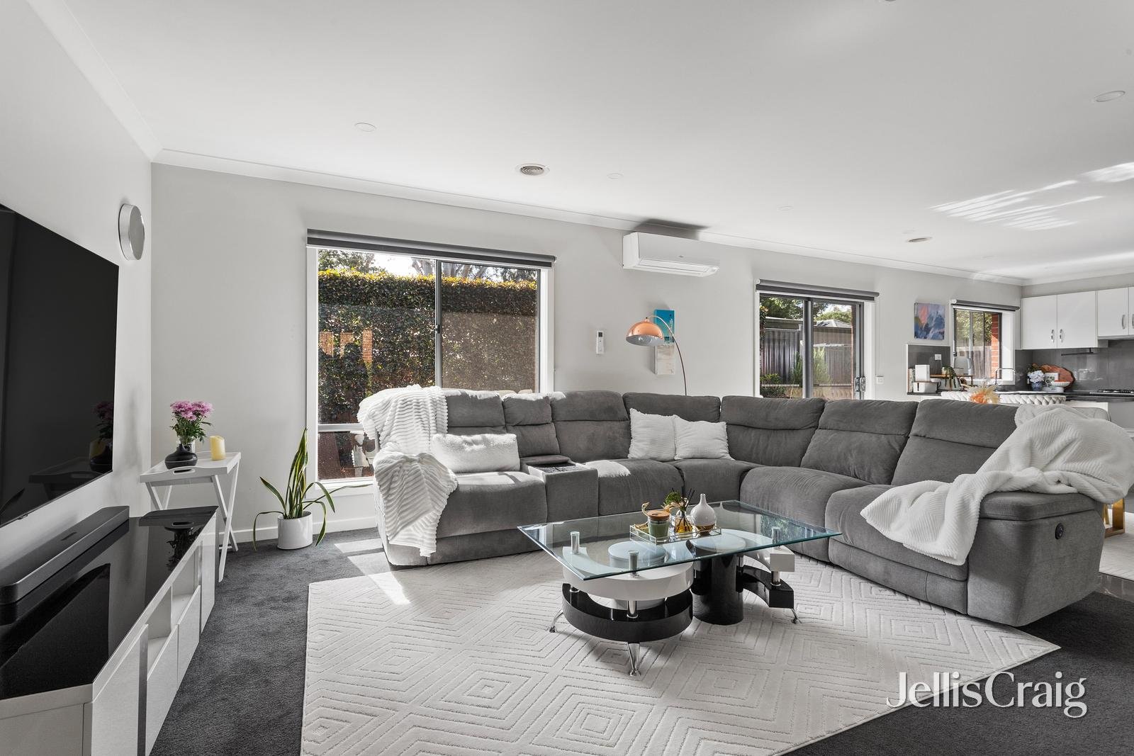 10A Deborah Street, Kilsyth image 2