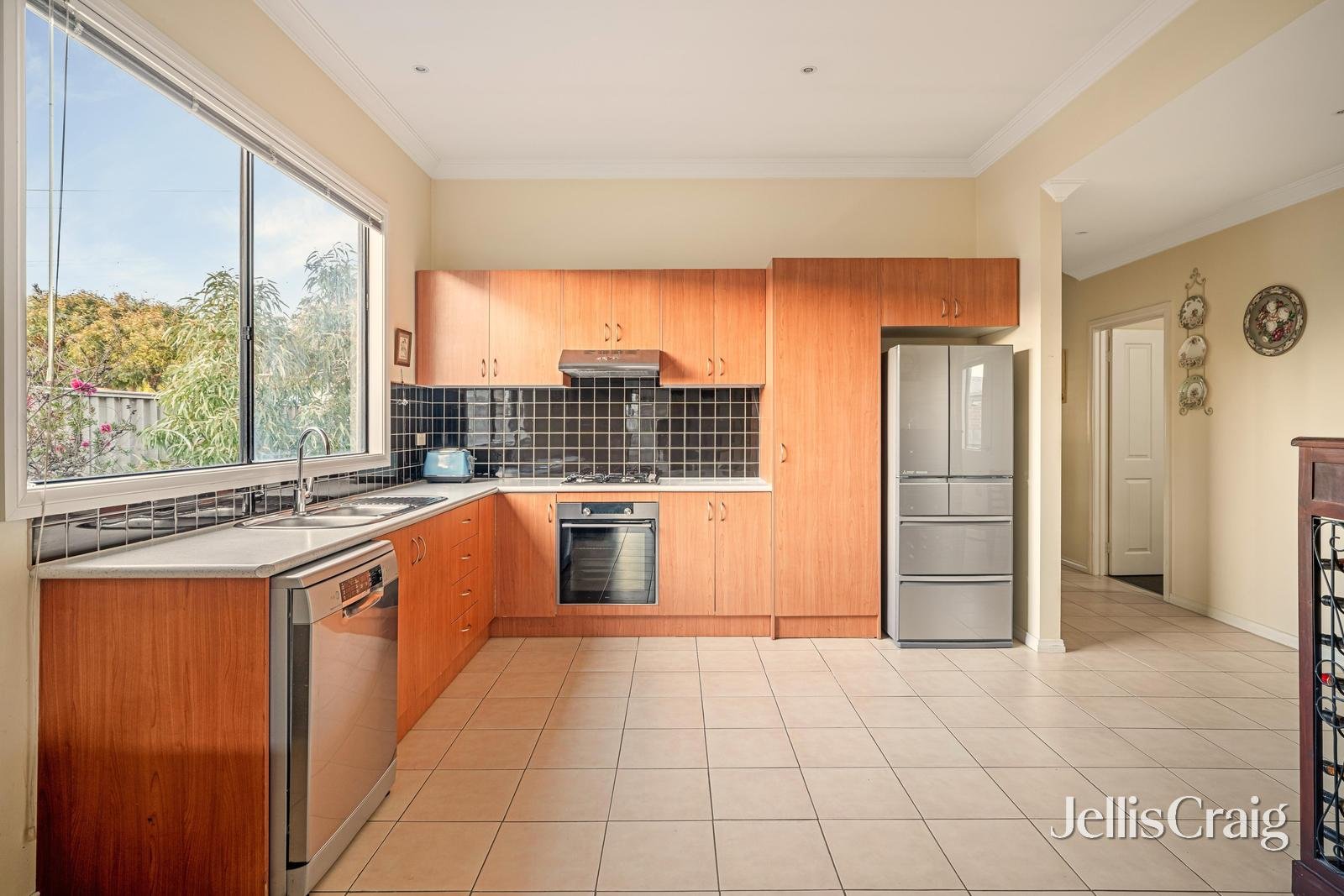 10A Fowler Street, Bonbeach image 4