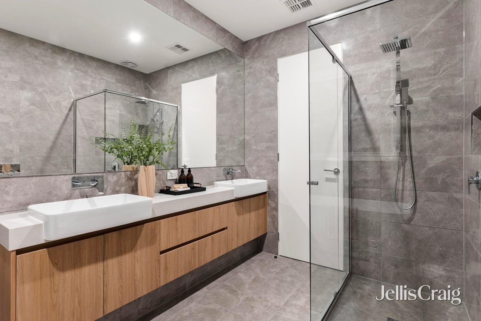 10A Hamal Street, Donvale image 10