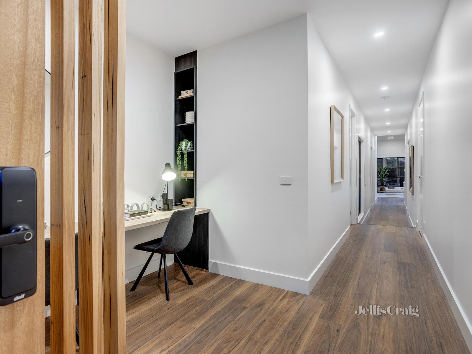 10A Lauriston Court, Ringwood image 2