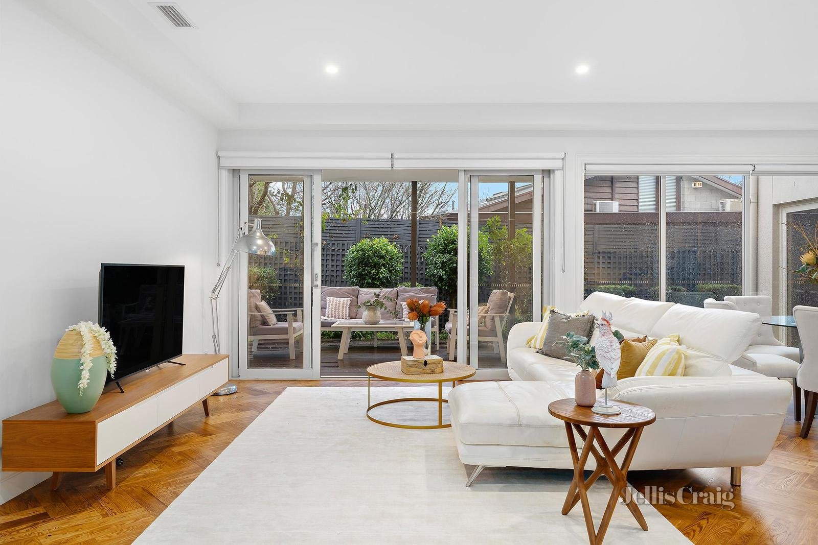 10a Lloyd Street, Balwyn North image 4