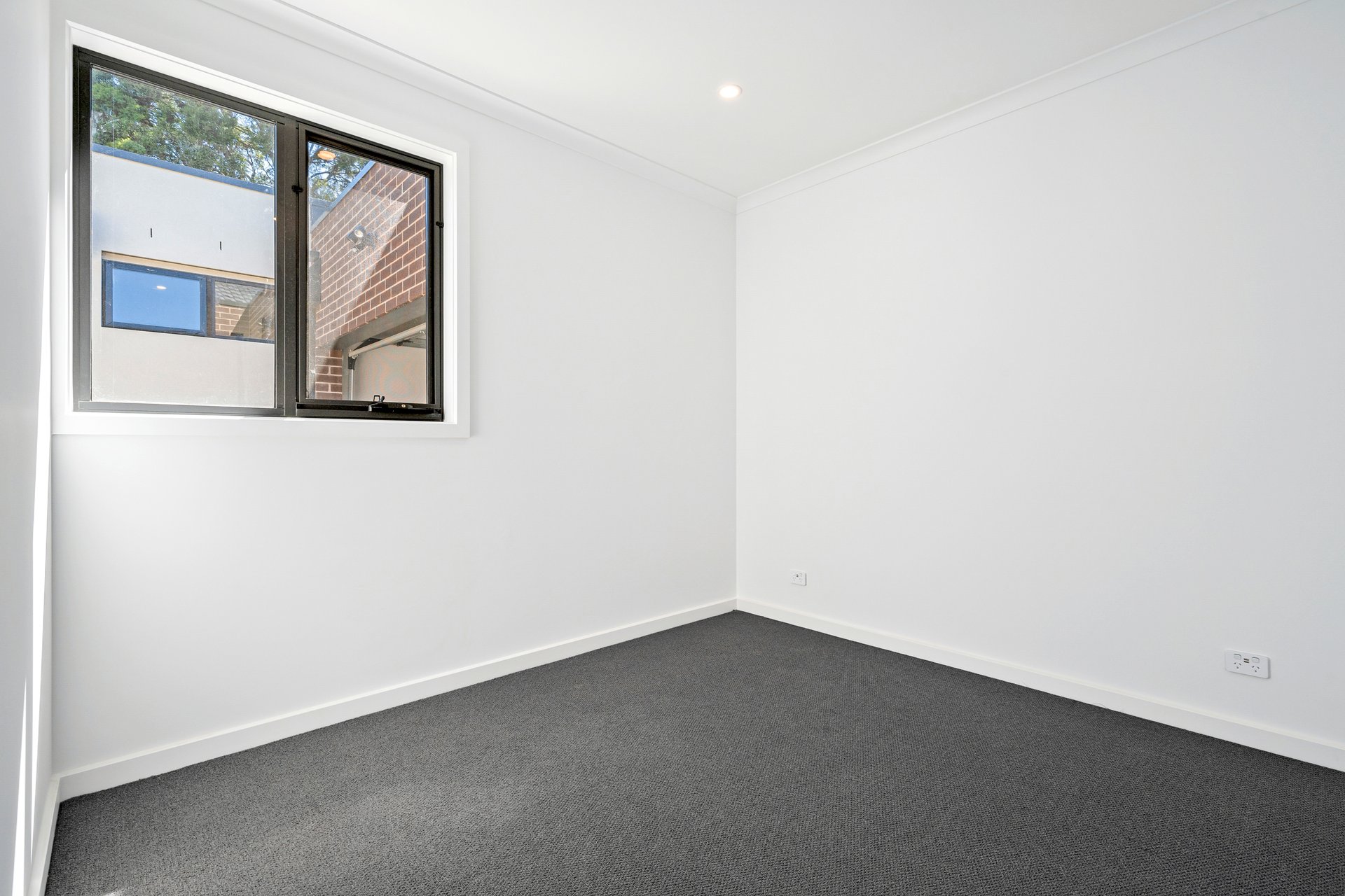 10A MacMillan Street, Mooroolbark image 6