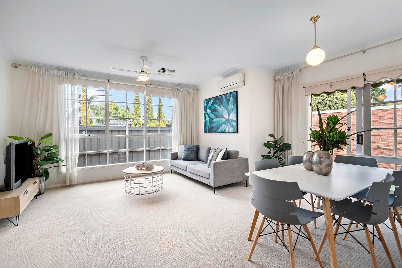 Property Gallery Thumbnail 2