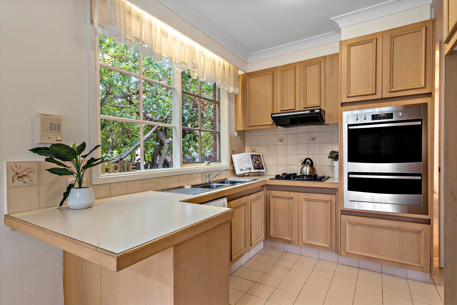 Property Gallery Thumbnail 5