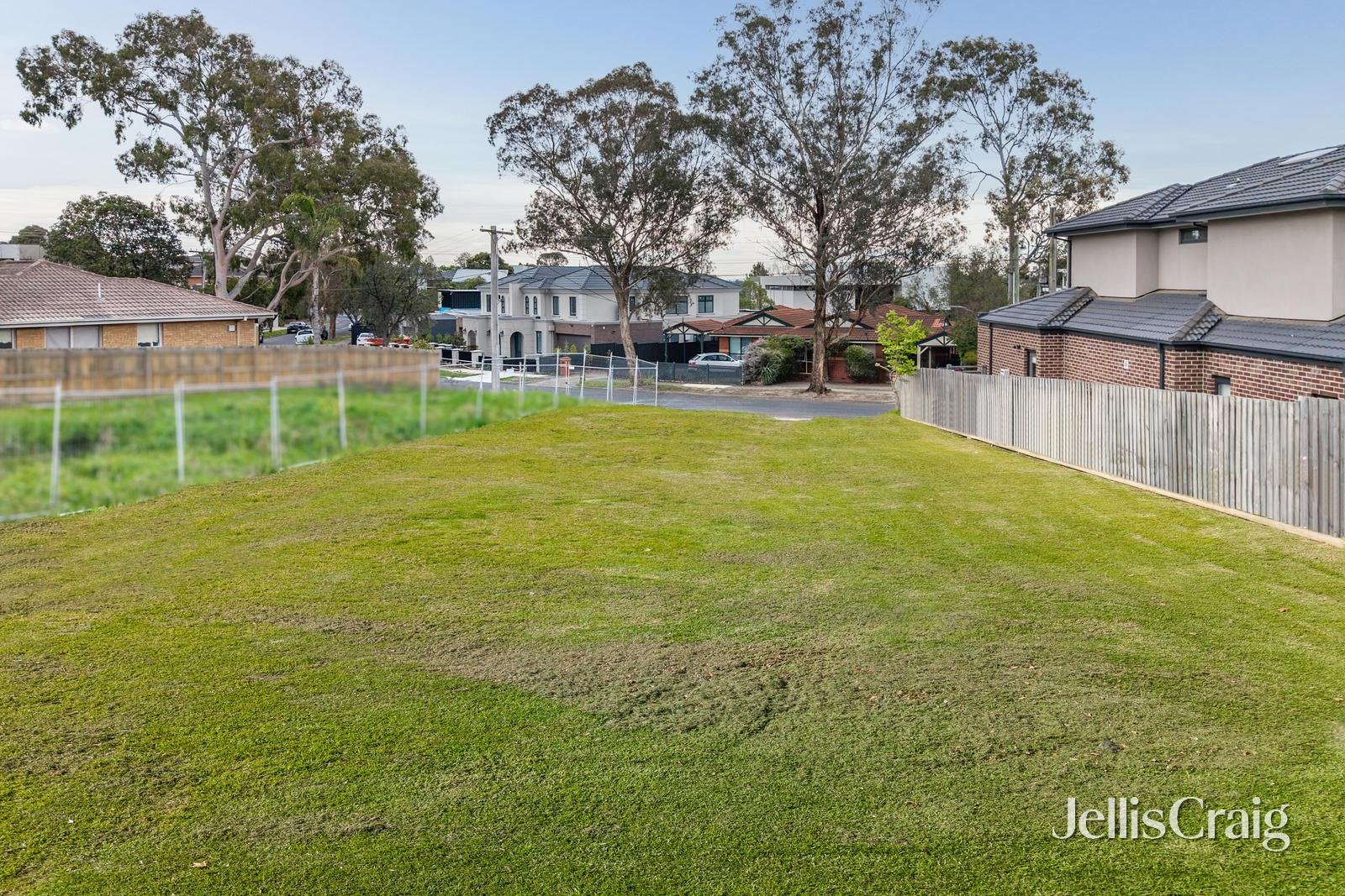 10A Minaki Avenue, Doncaster East image 2