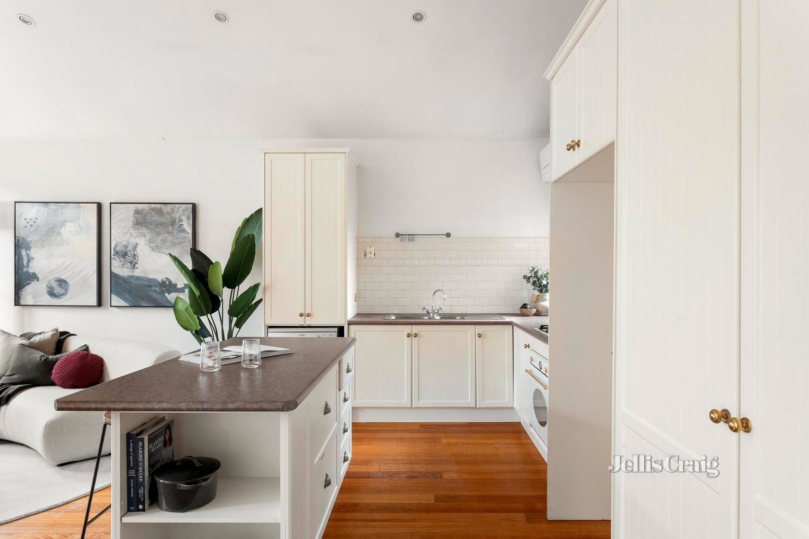 10A Northcote Street, Northcote image 3