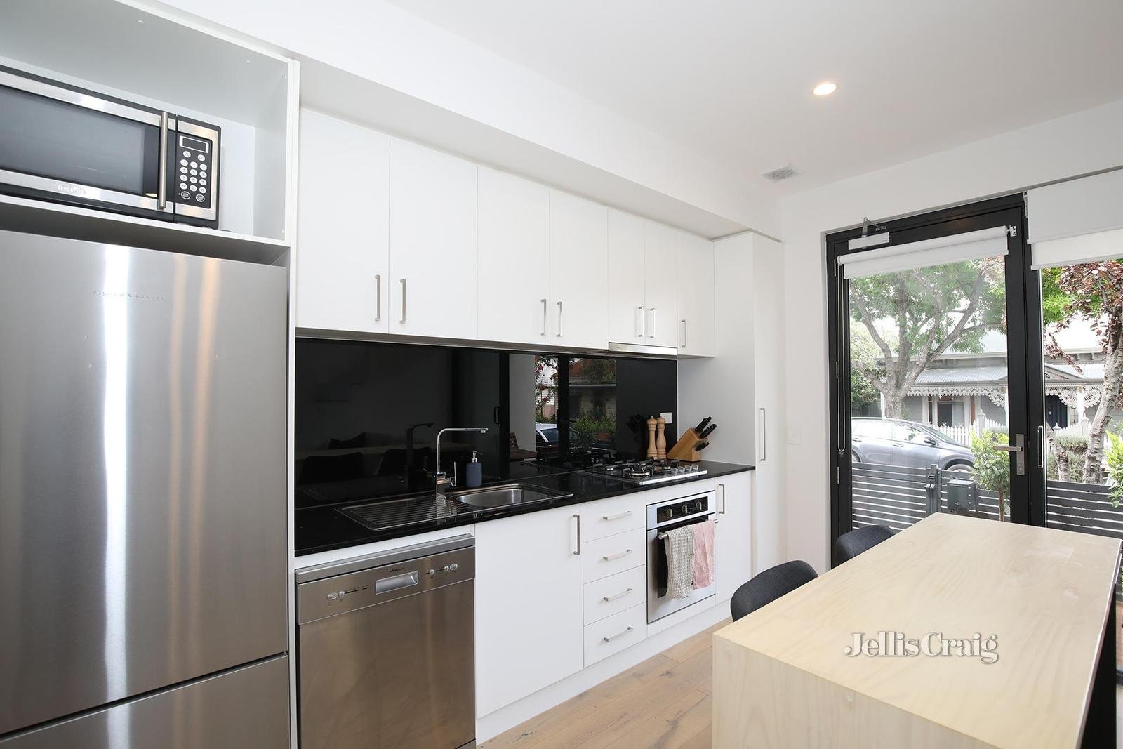 10A Nottingham Street, Kensington image 3