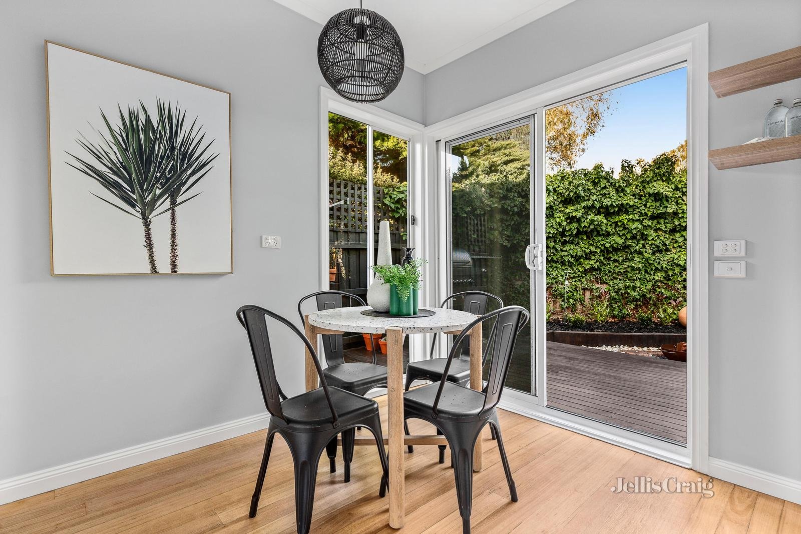 10A Waratah Avenue, Mordialloc image 4