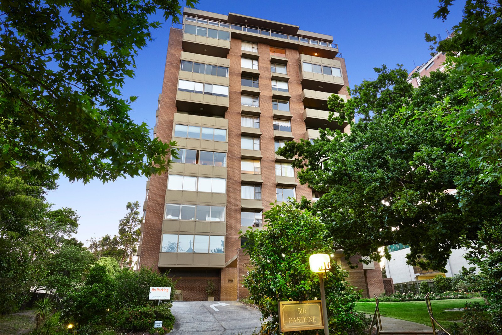 10a-516-toorak-road-toorak-vic-3142-rt-edgar