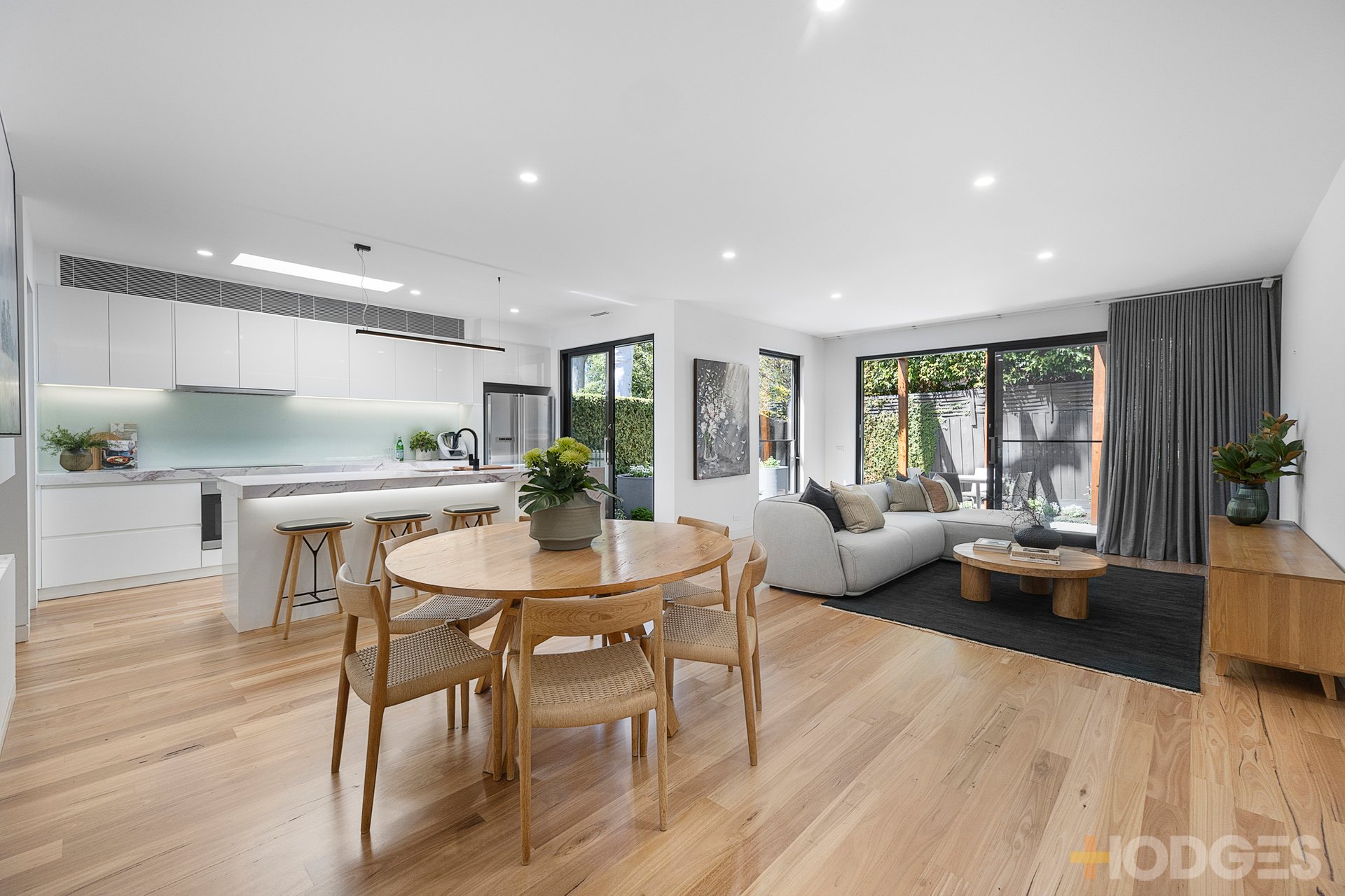10B Cannes Grove Beaumaris