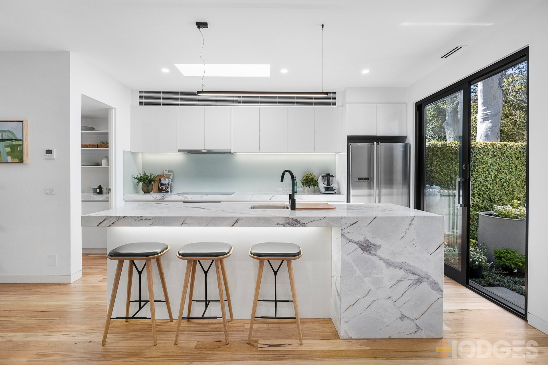 10B Cannes Grove Beaumaris