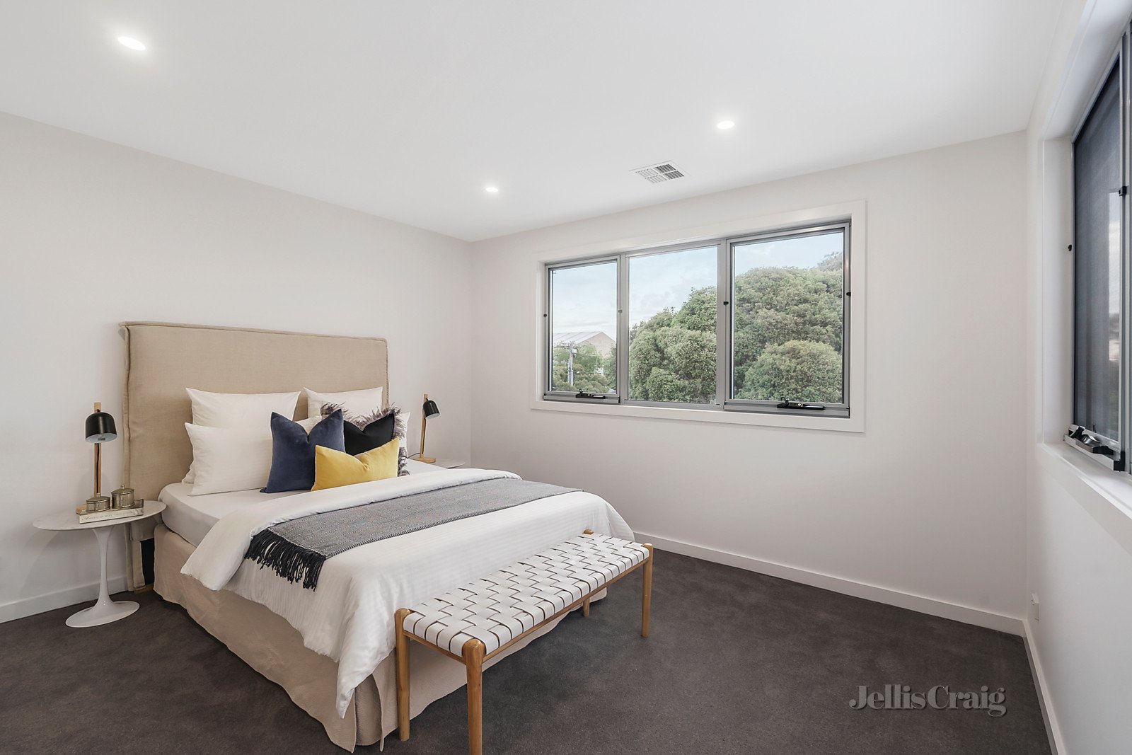 10B Dromana Avenue, Bentleigh East image 5