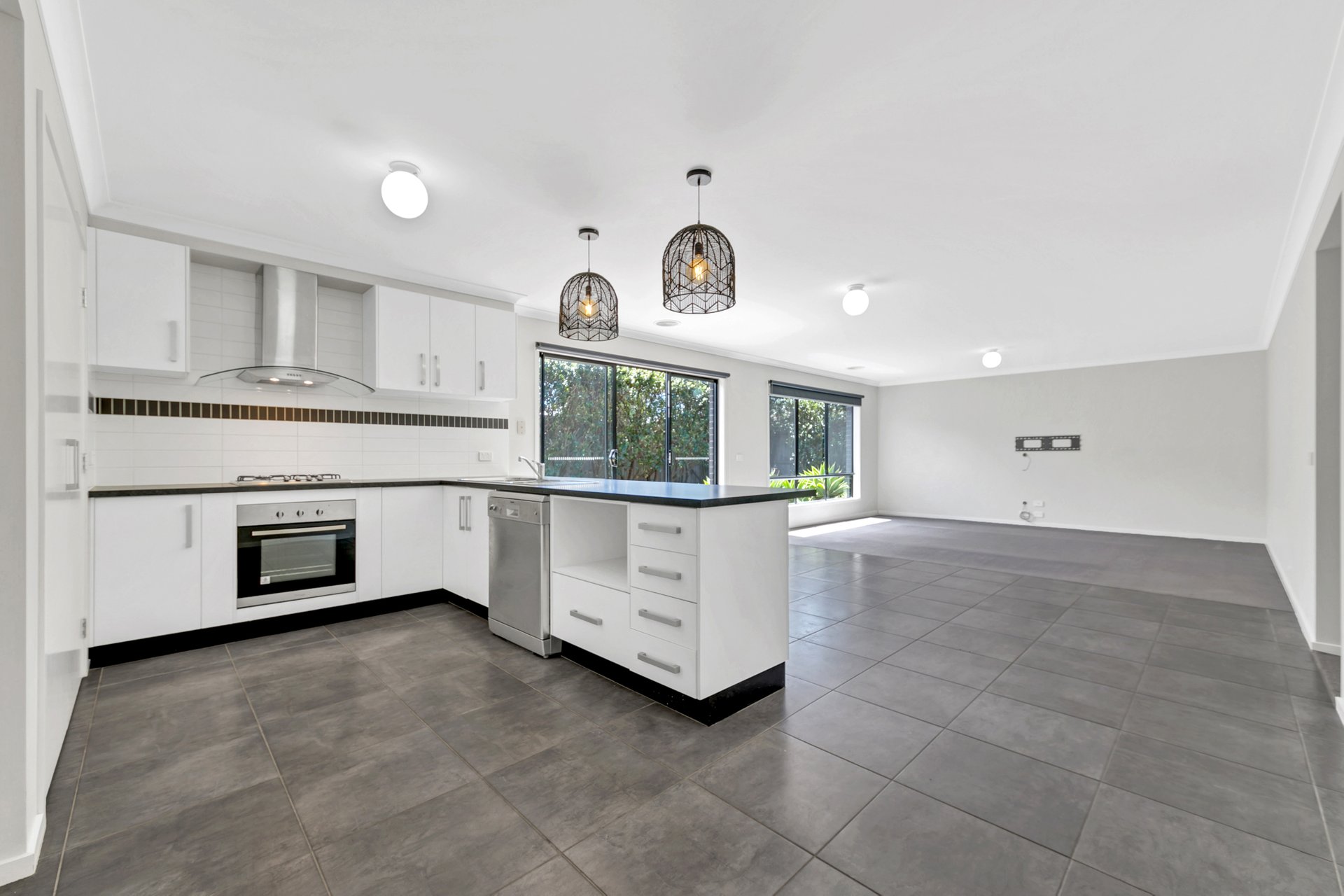 10B Hoddle Drive, Leopold image 2