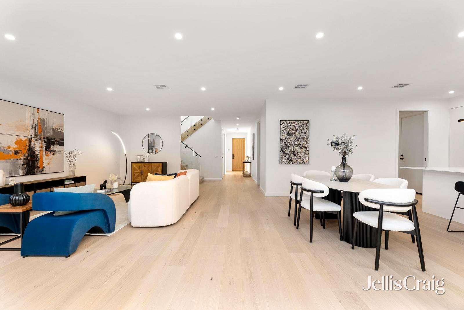 10b Leyland Road, Mount&nbsp;Waverley image 5