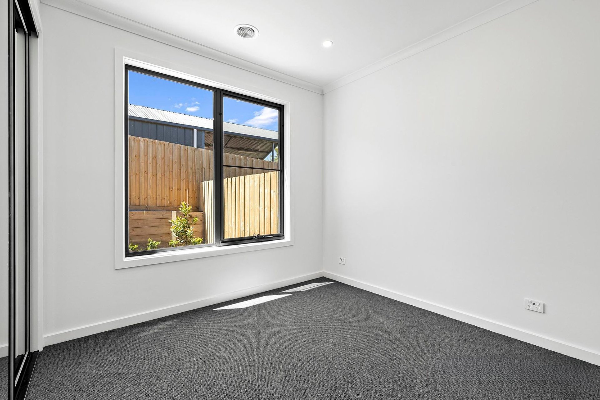 10B MacMillan Street, Mooroolbark image 8