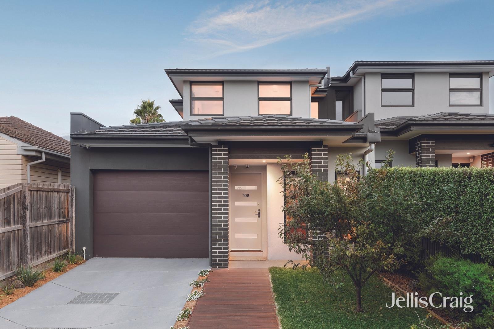 10b Mount View Road, Highett image 1