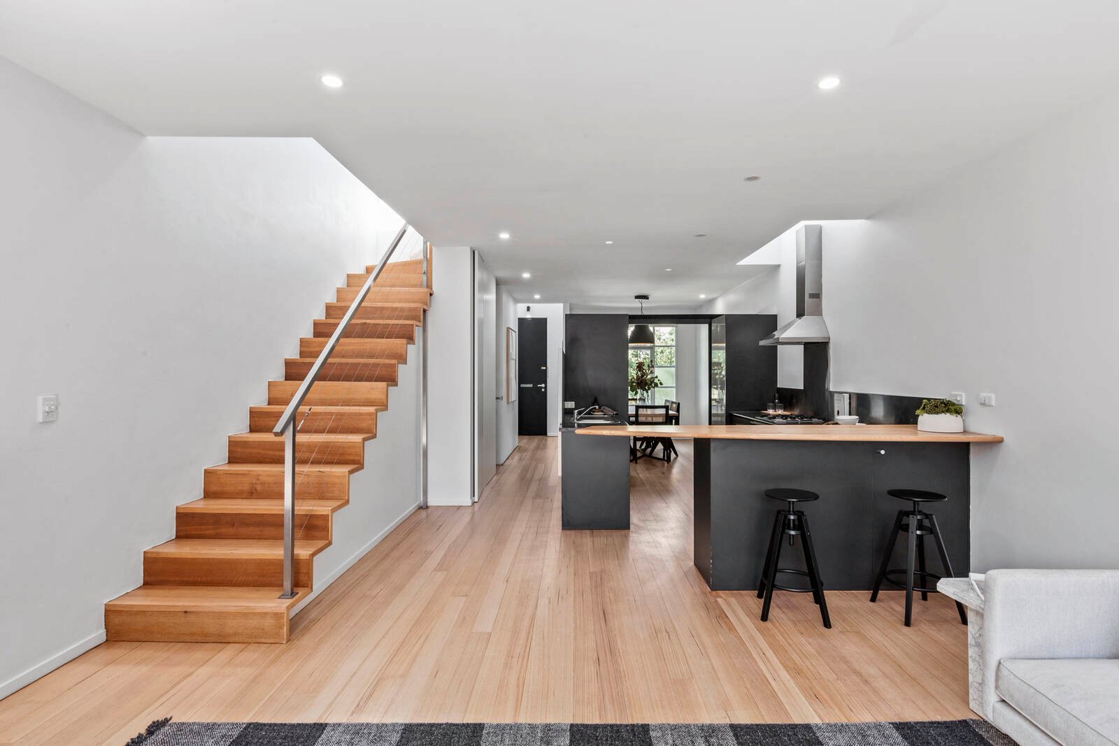 Property Gallery Thumbnail 5