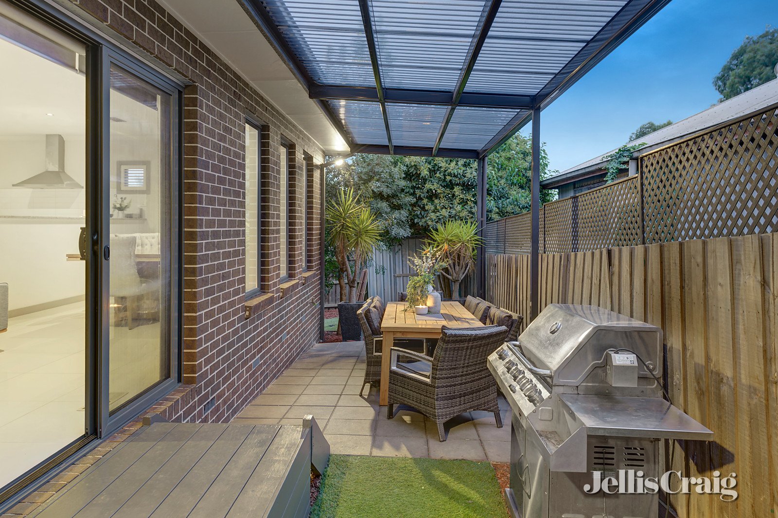 10B Warrien Court, Bayswater image 10