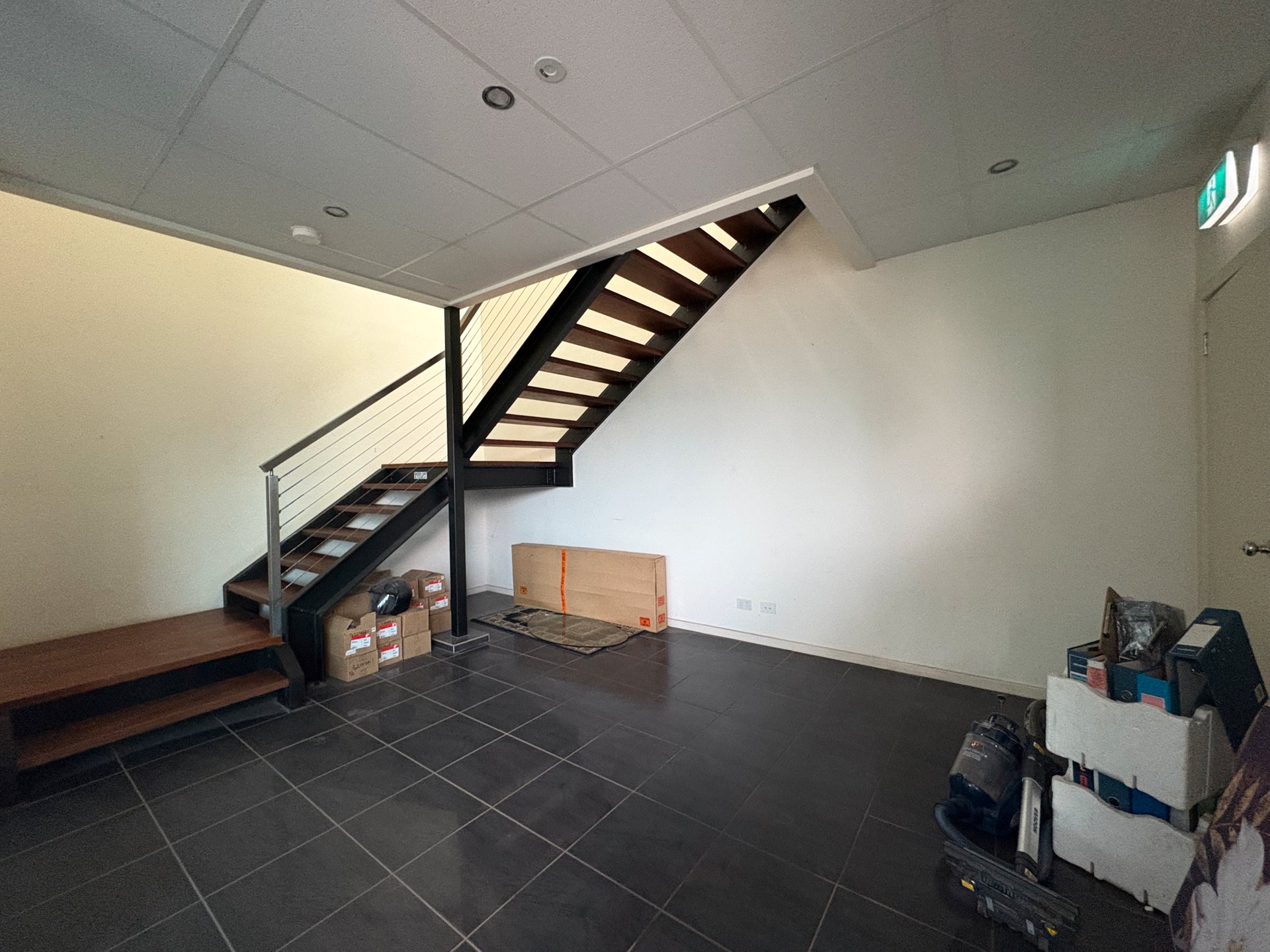10B Yellowbox Drive, Craigieburn image 5