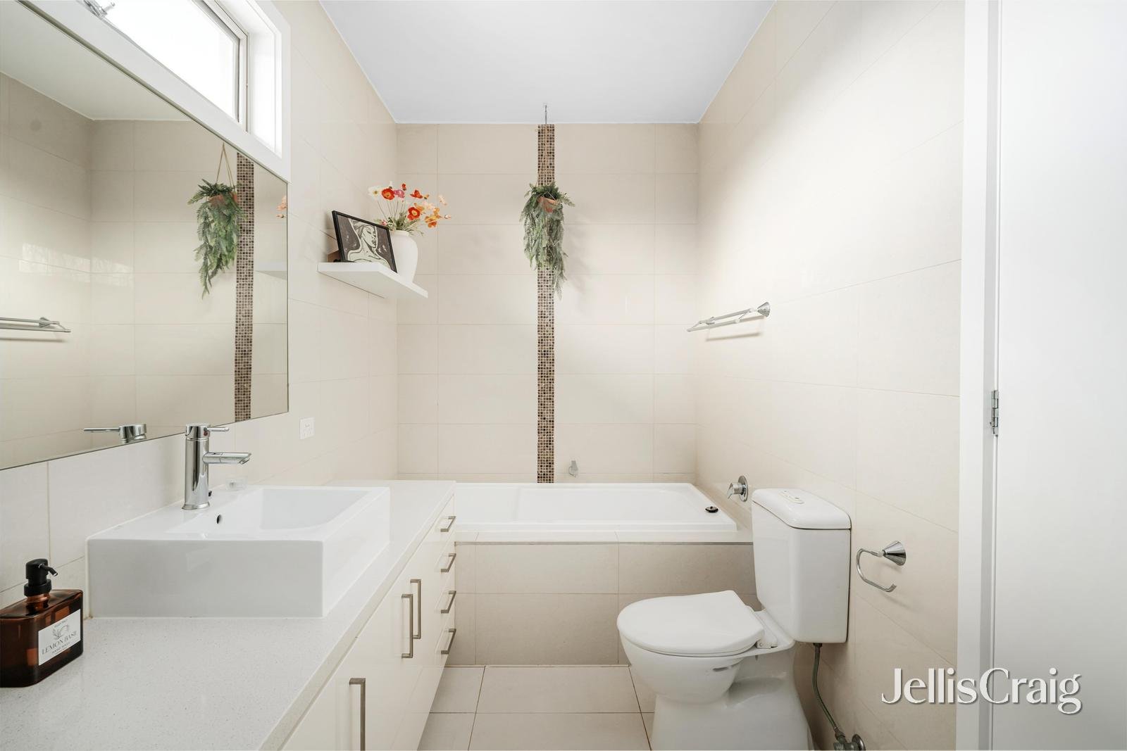 10d Neville Street, Bentleigh East image 10