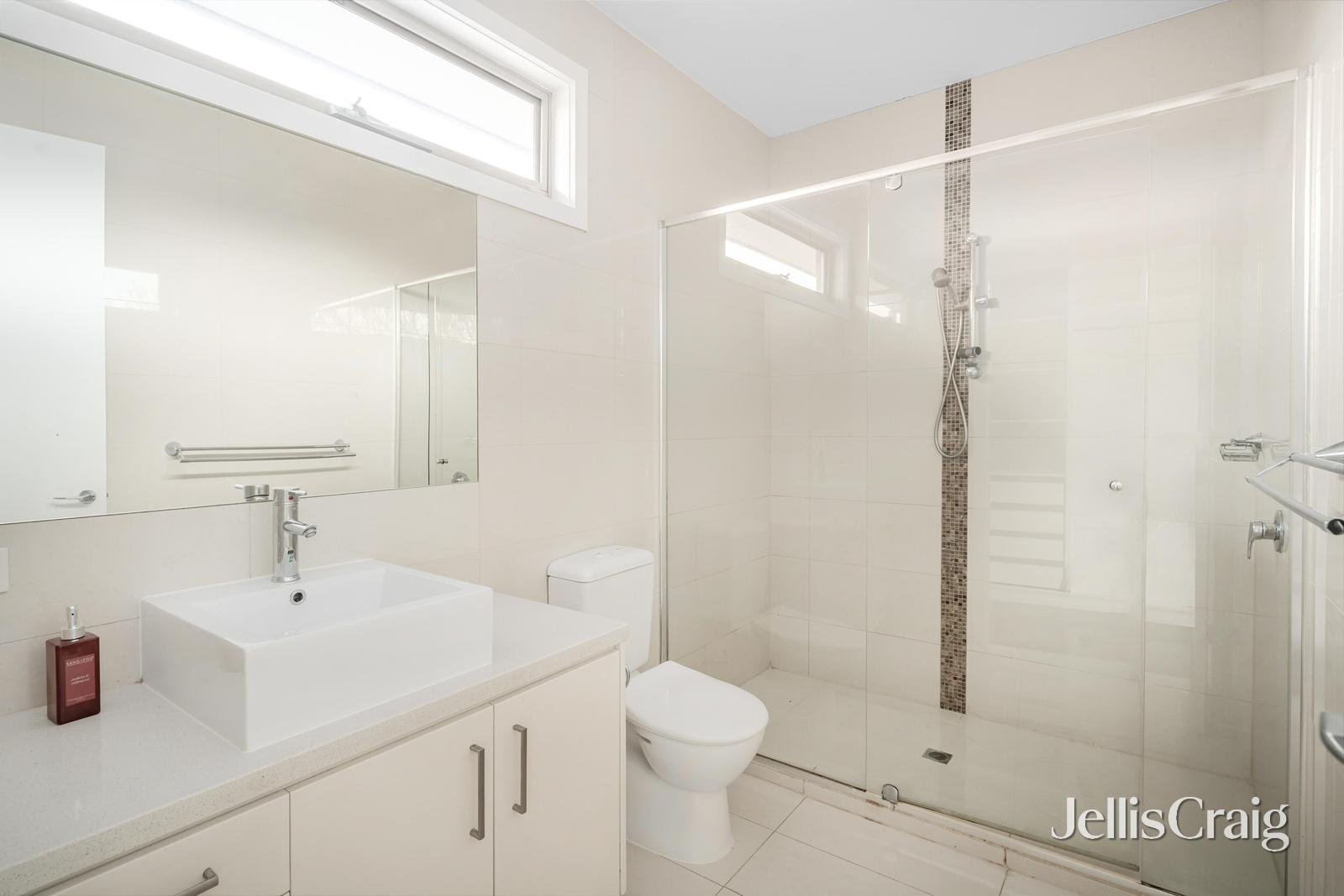 10d Neville Street, Bentleigh East image 11