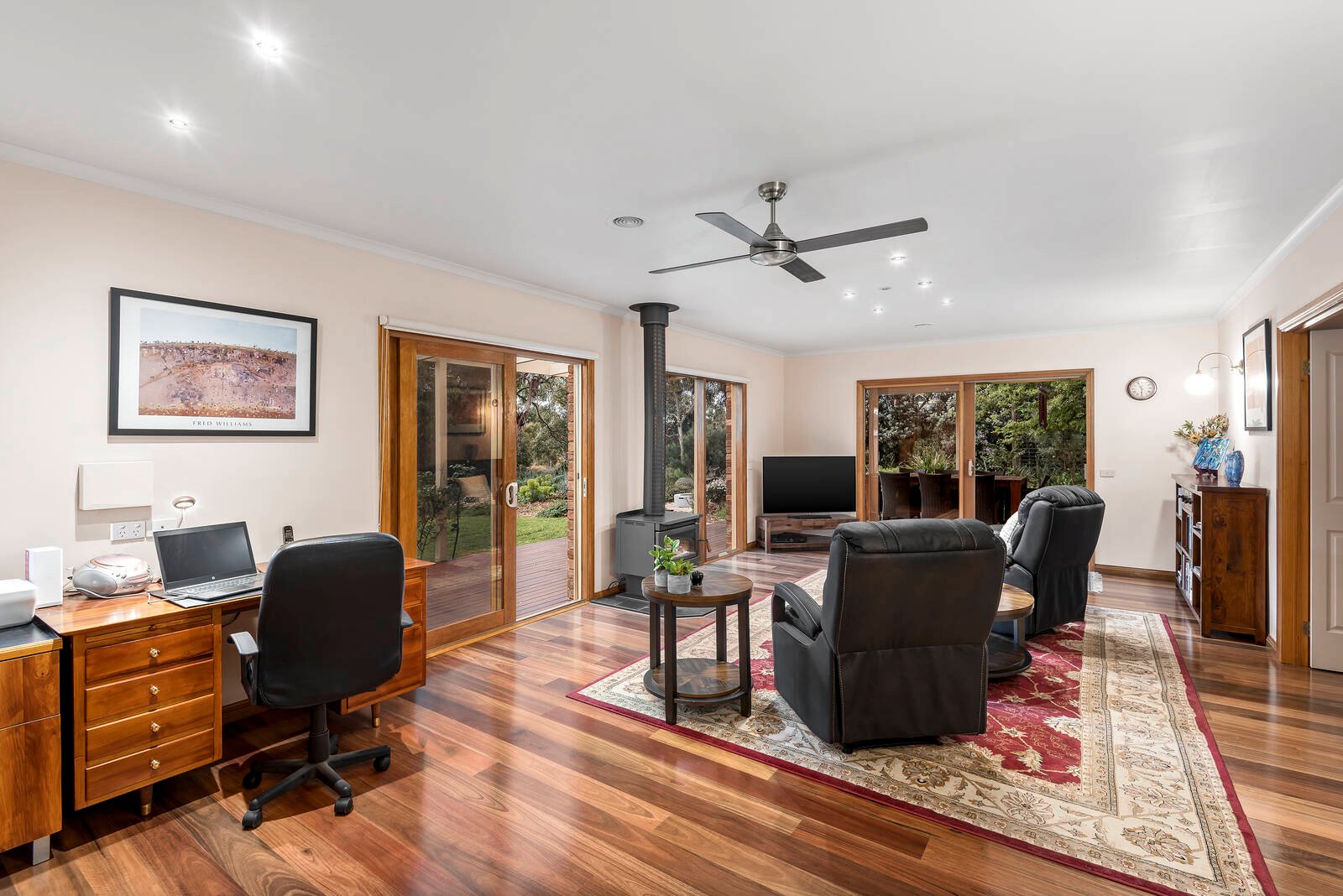Property Gallery Thumbnail 17